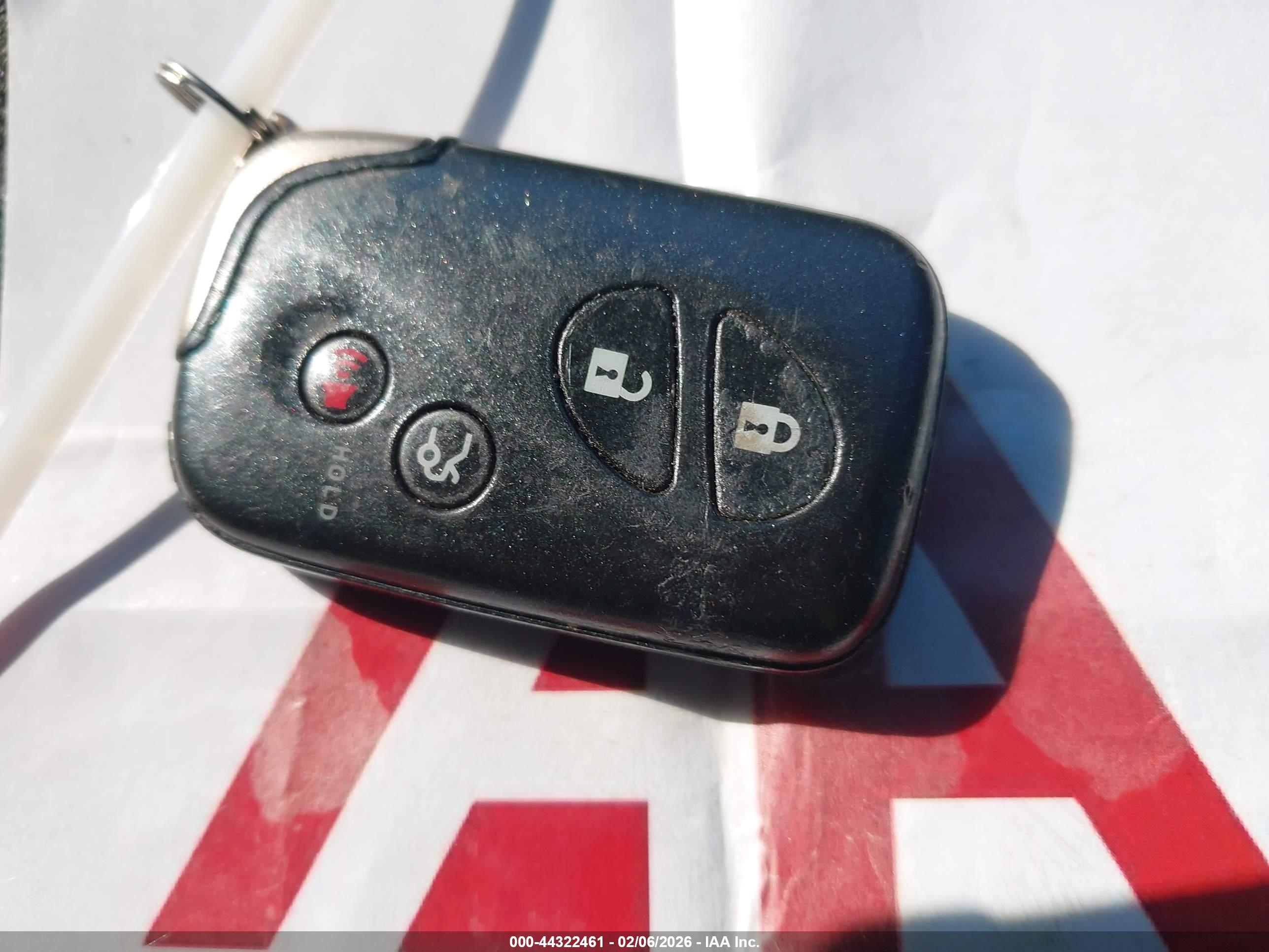 LEXUS ES image 11