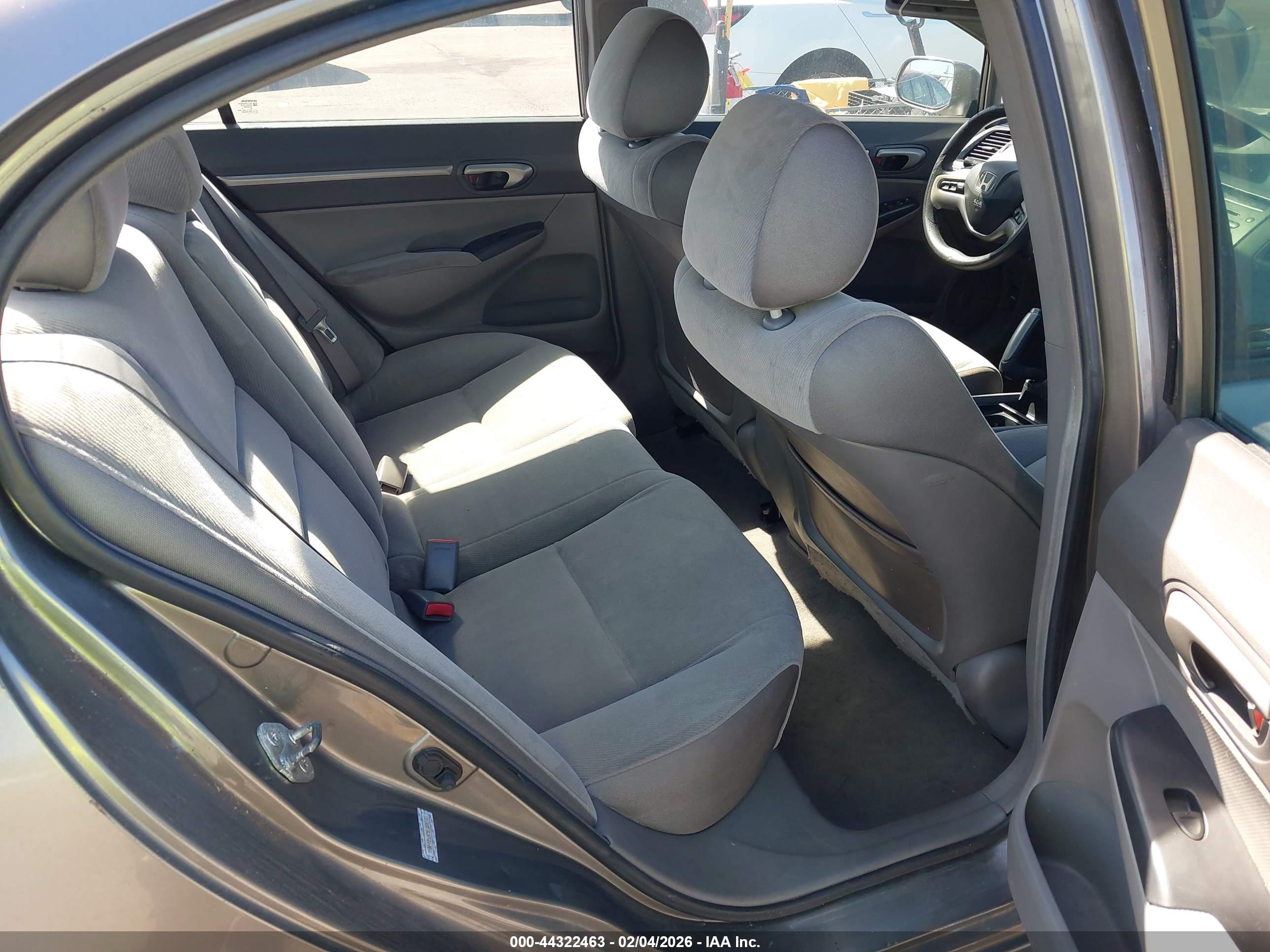 HONDA CIVIC image 8