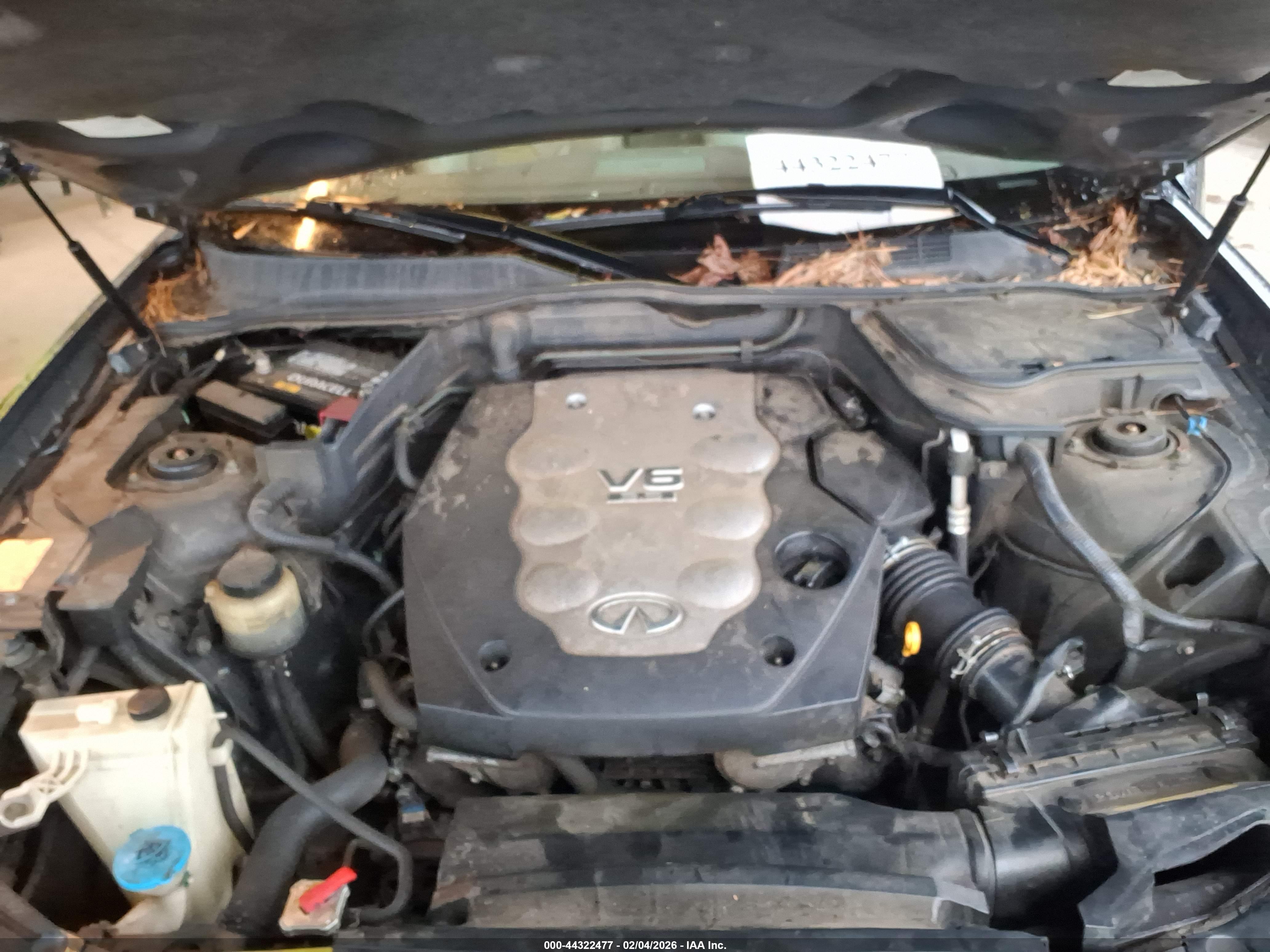 INFINITI FX35 image 10