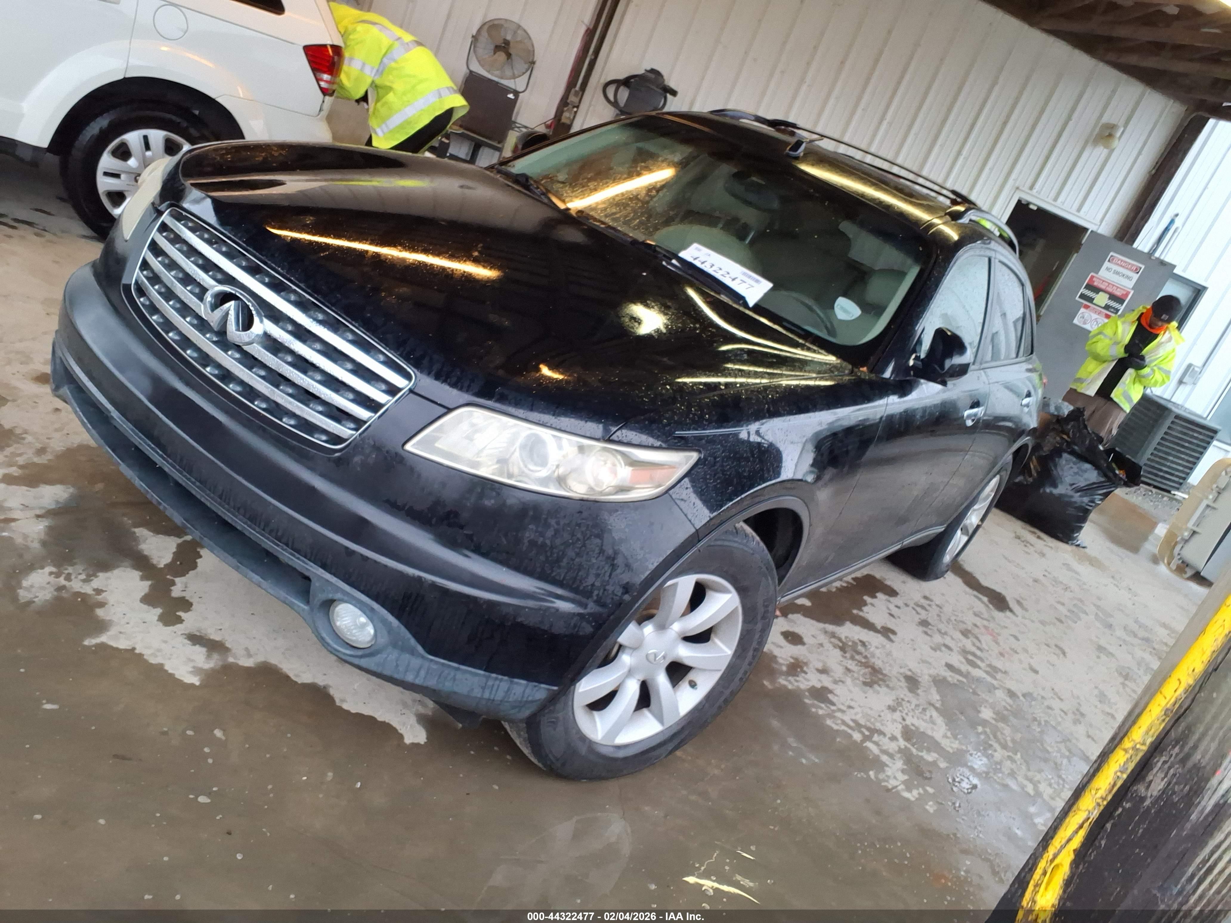 INFINITI FX35 image 2