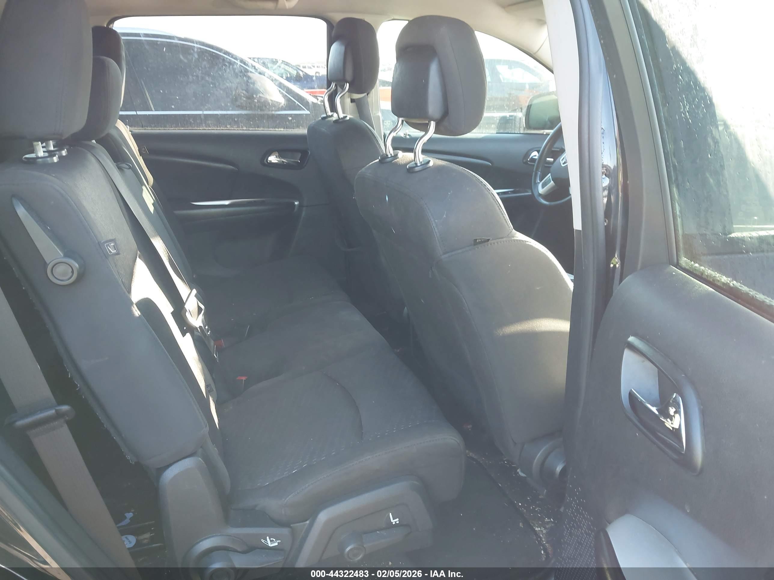 DODGE JOURNEY image 8