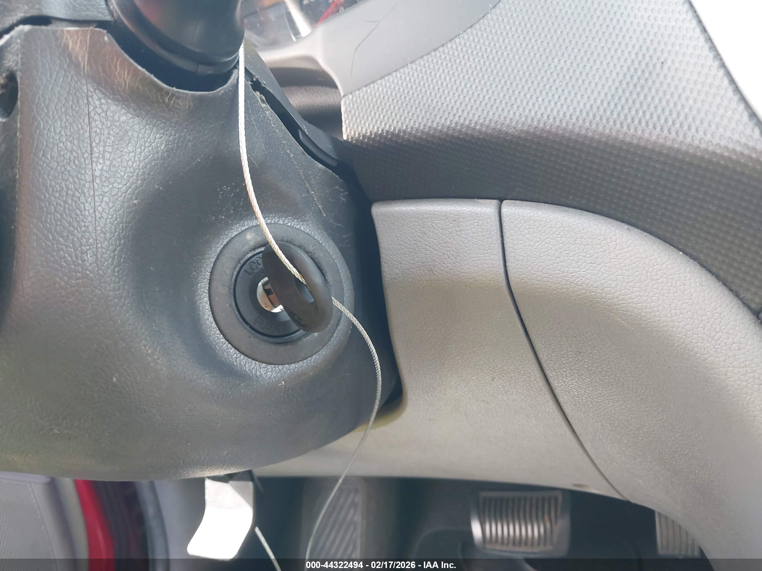 HYUNDAI ACCENT image 11