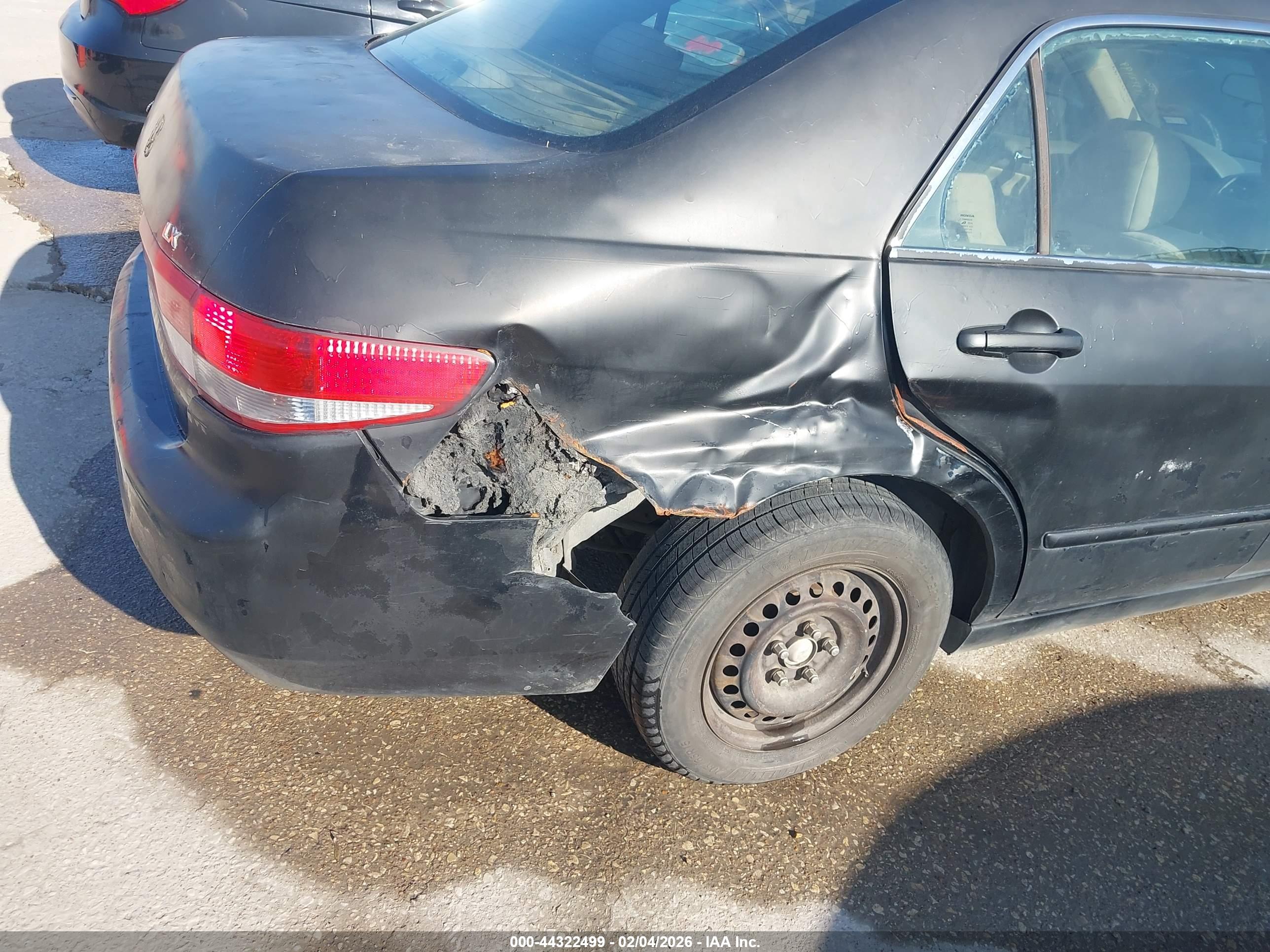HONDA ACCORD image 6