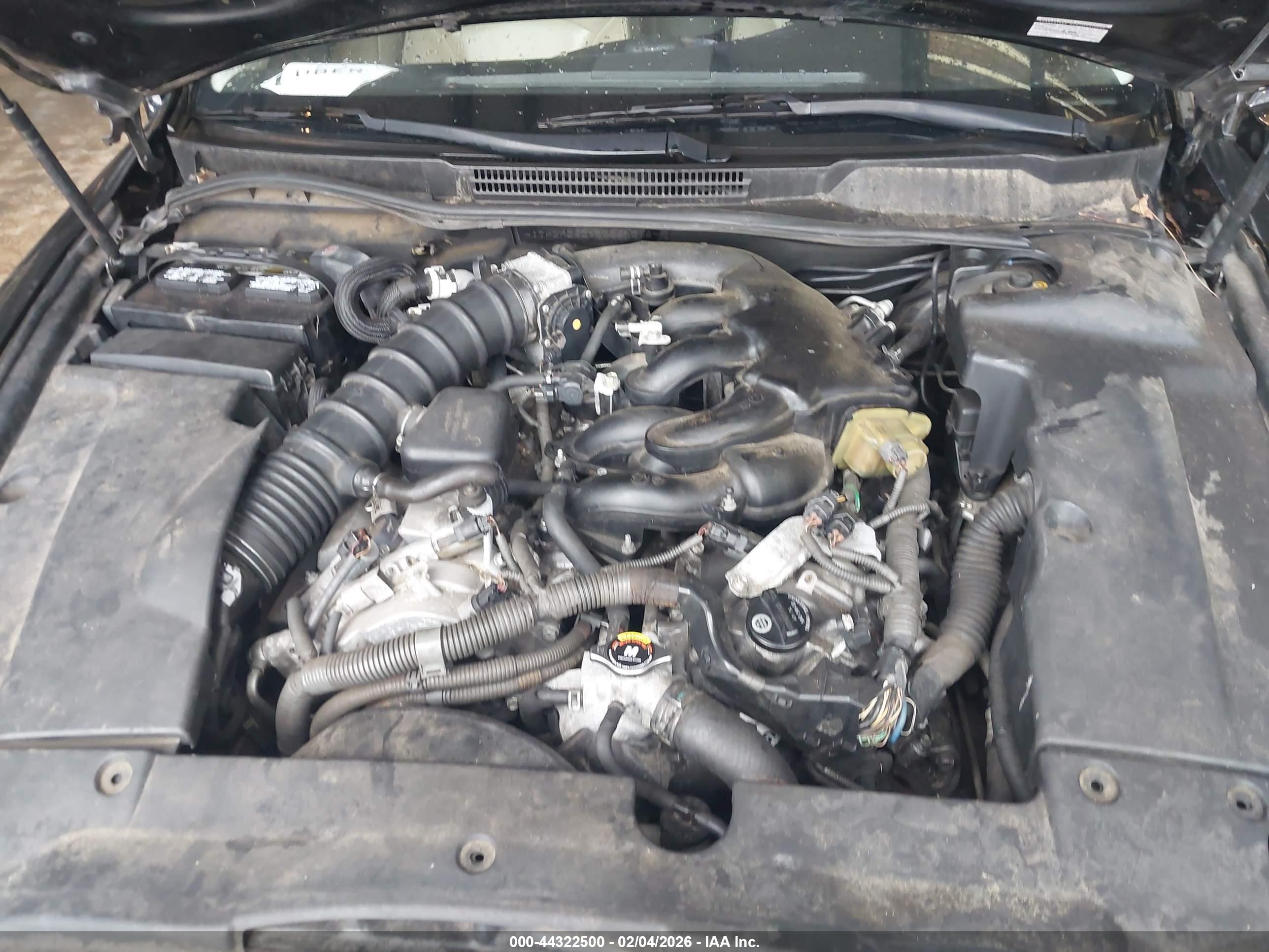 LEXUS IS image 10