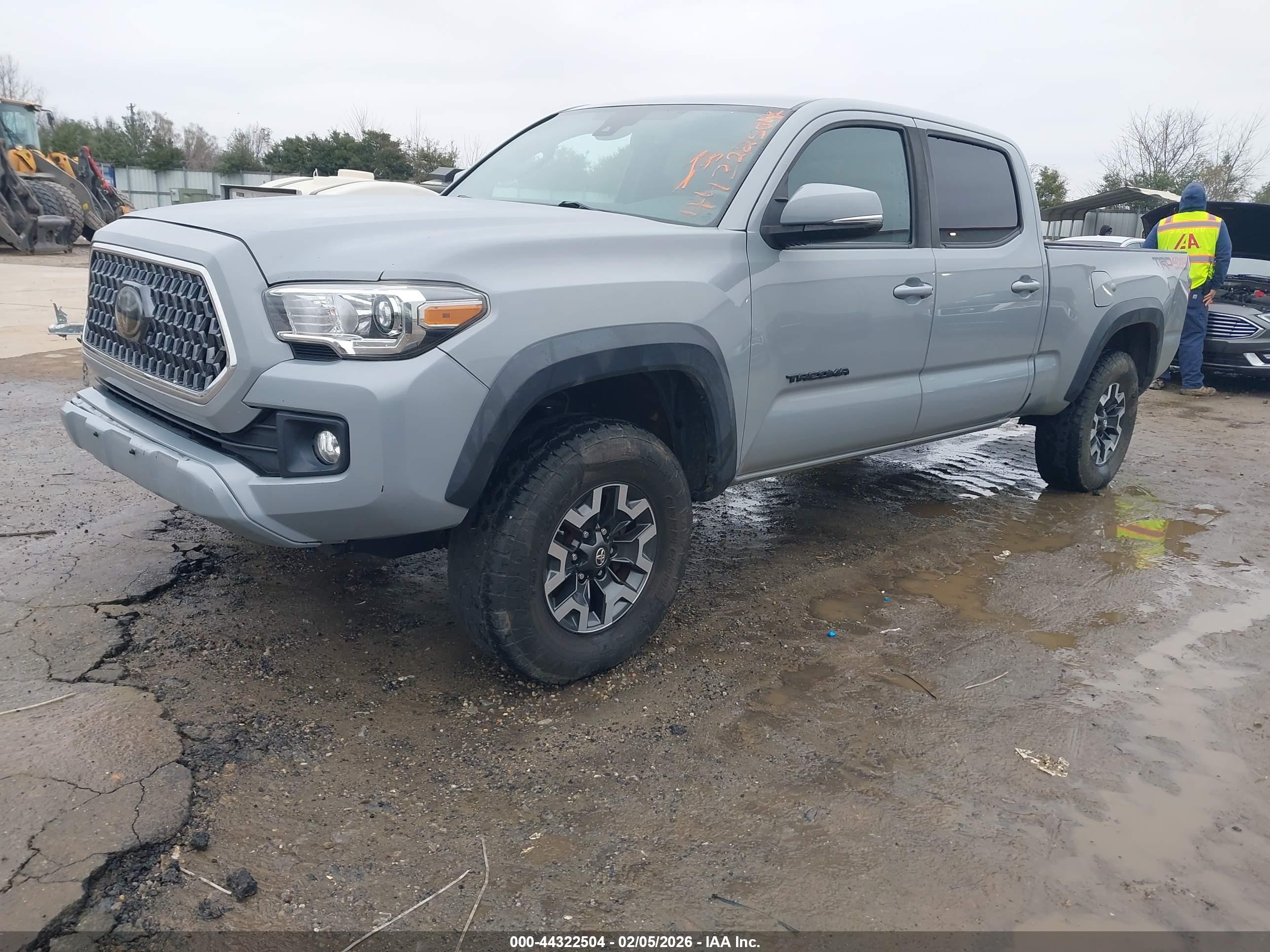 TOYOTA TACOMA image 2