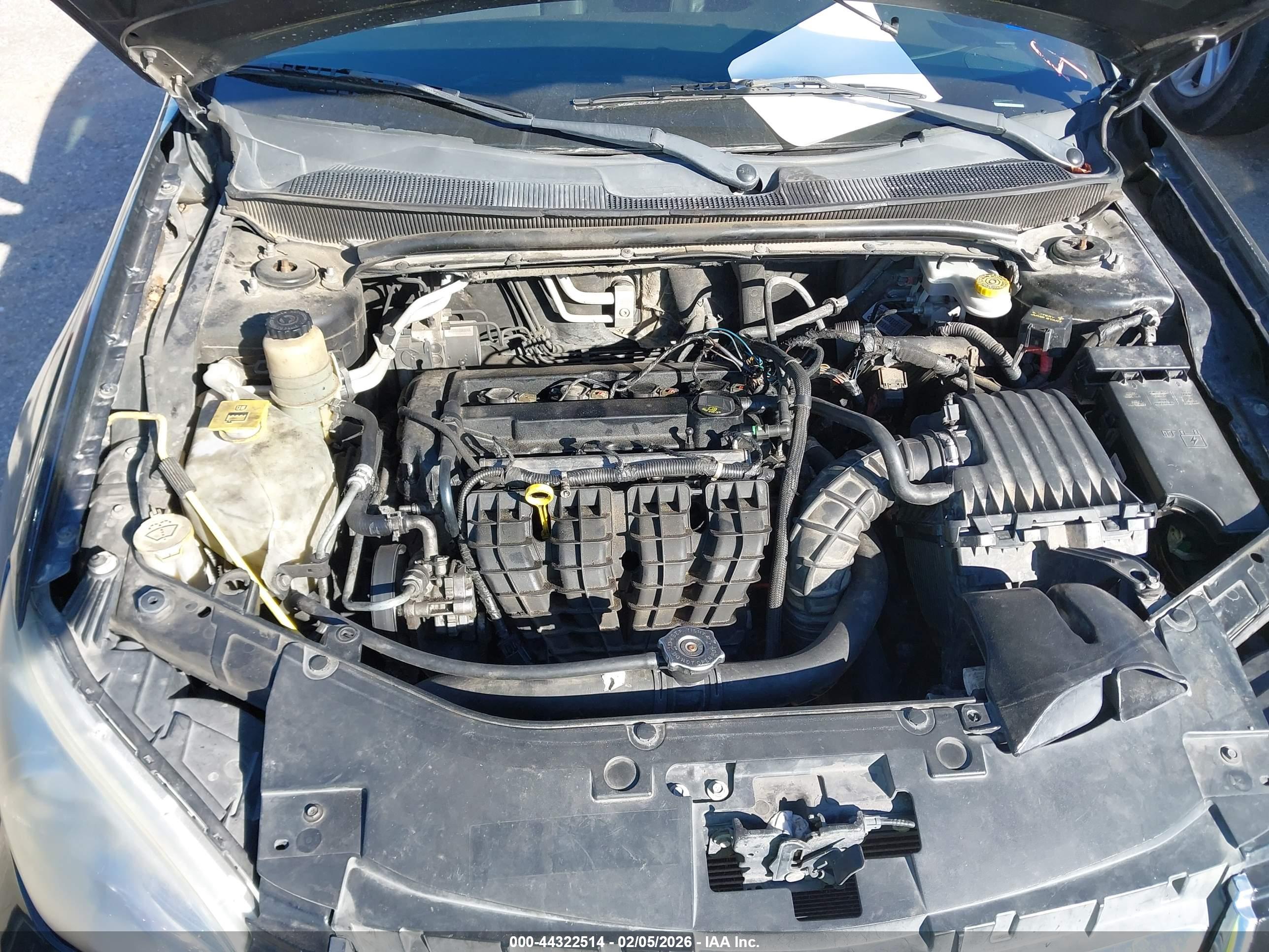 CHRYSLER 200 image 10