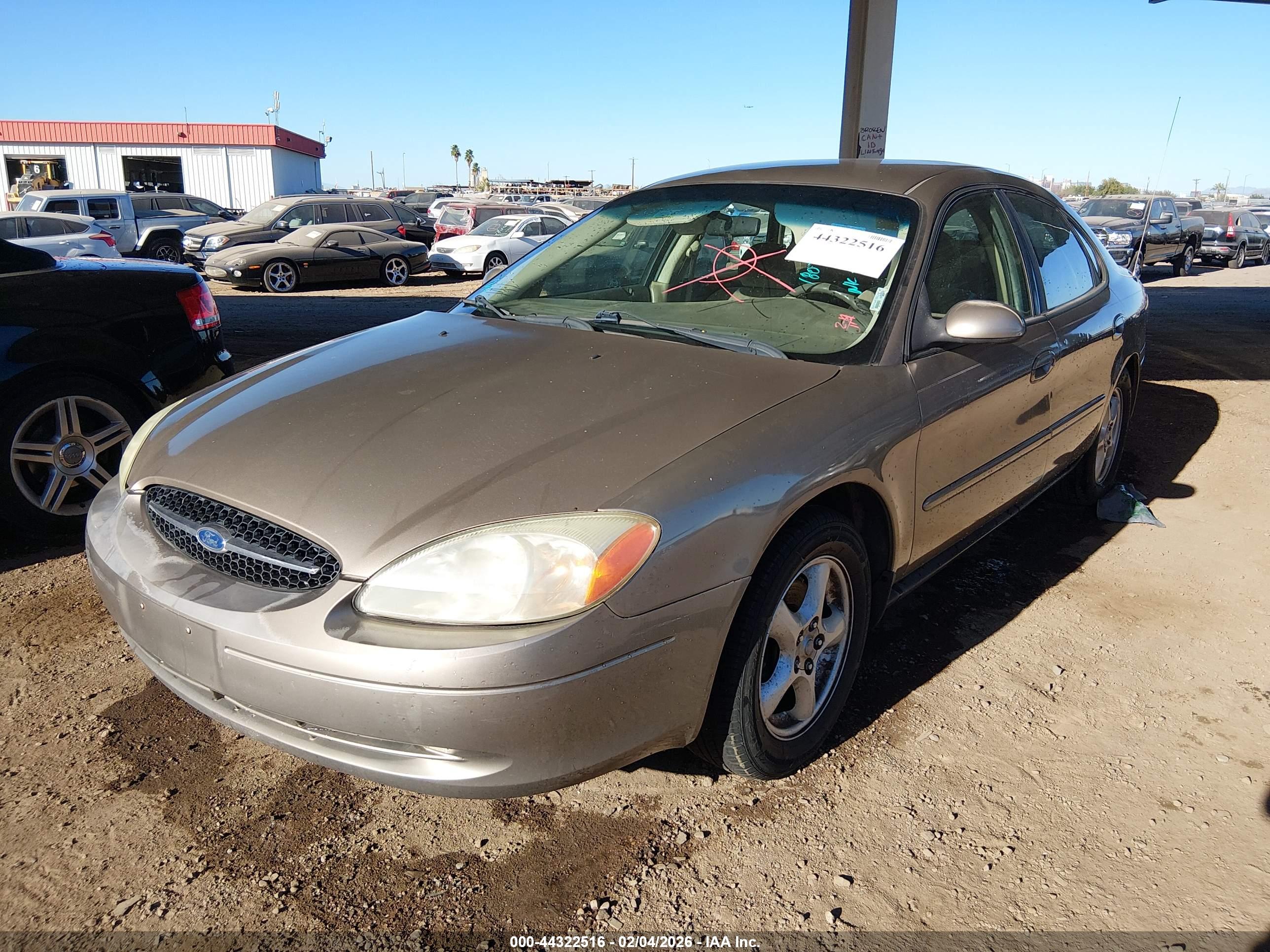 FORD TAURUS image 2