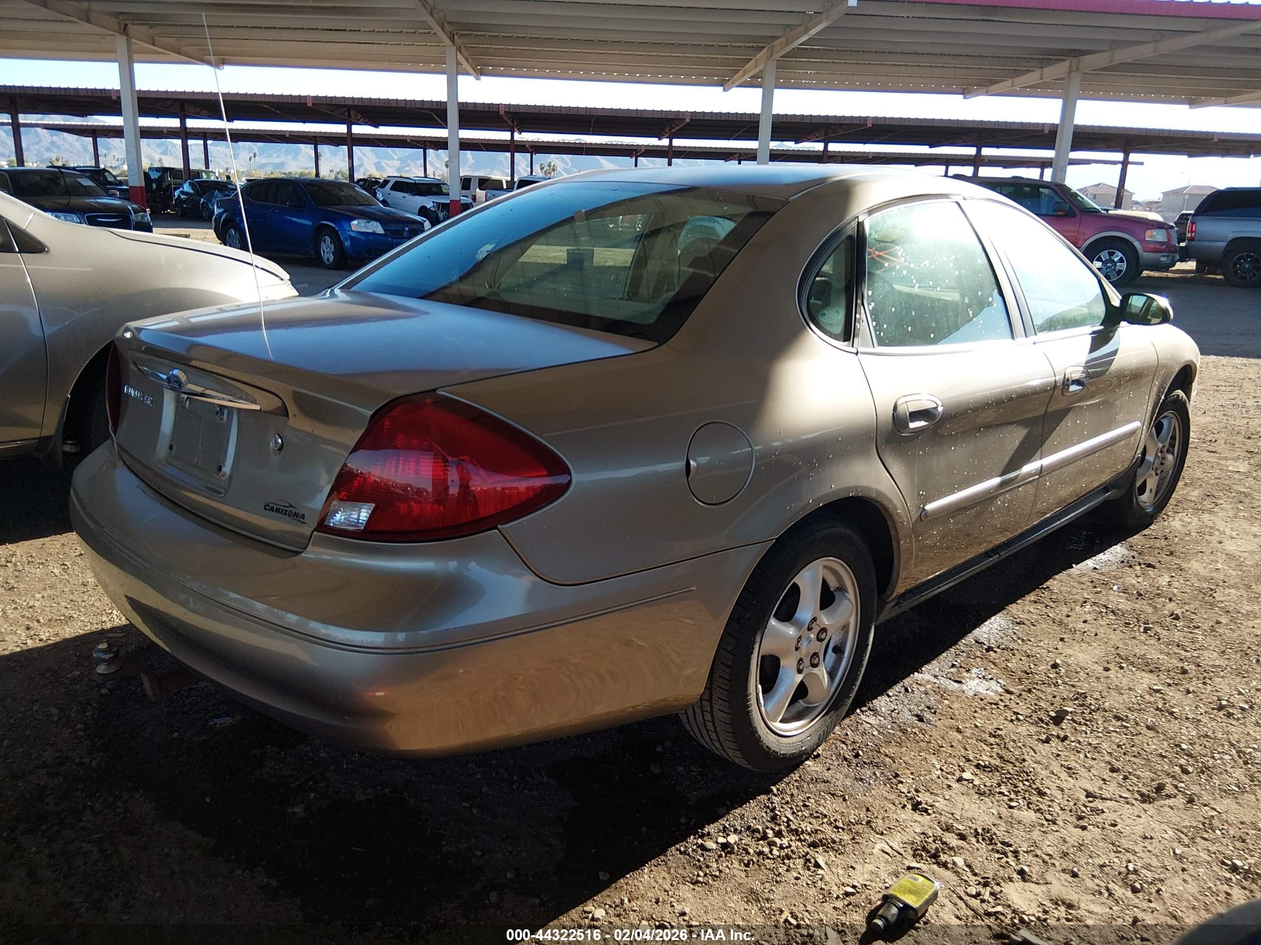 FORD TAURUS image 4