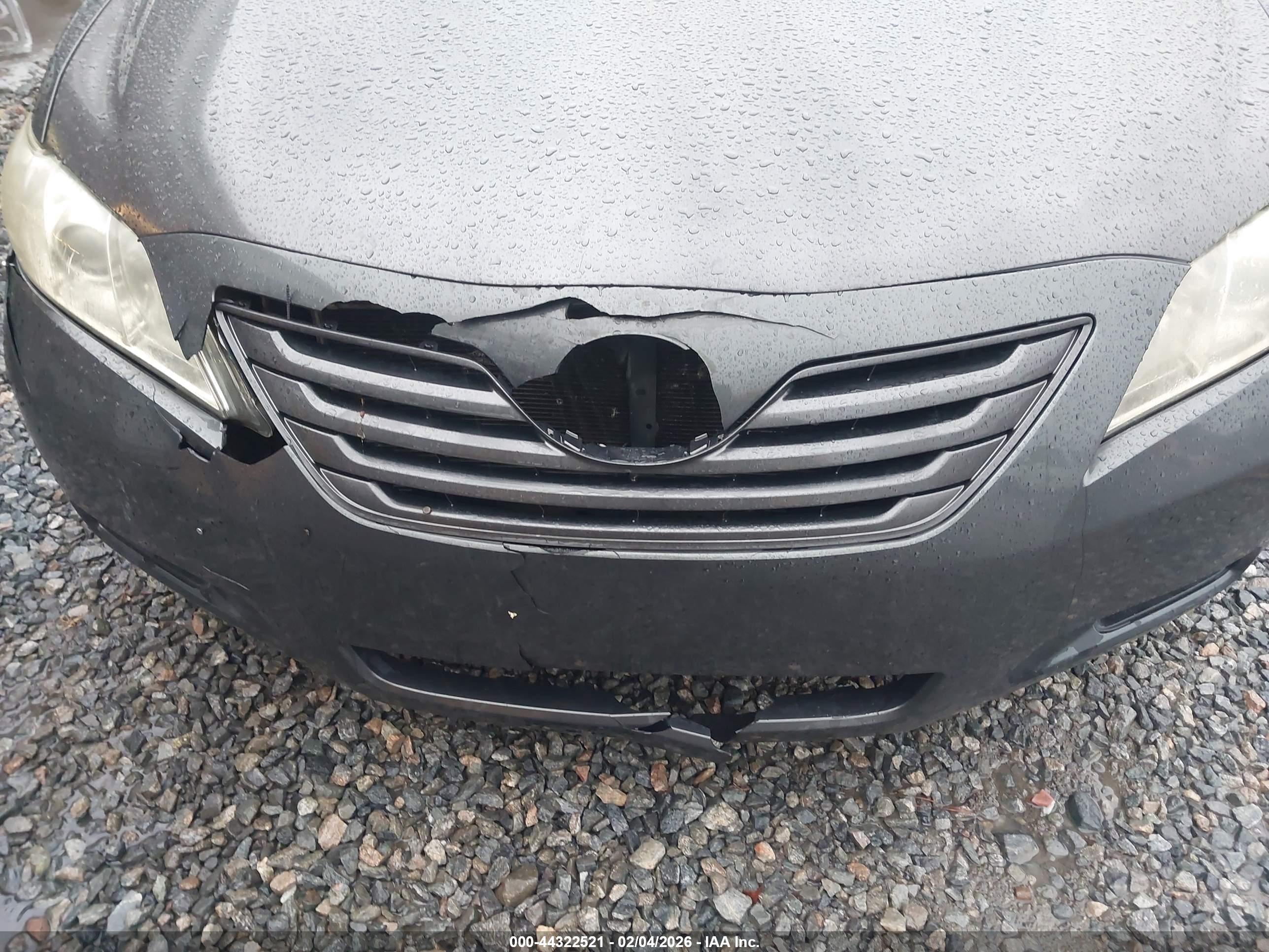 TOYOTA CAMRY image 6