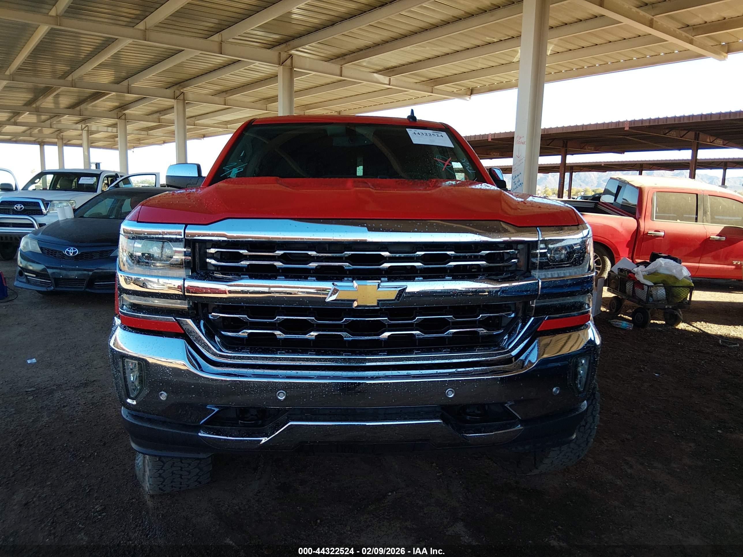 CHEVROLET SILVERADO image 6