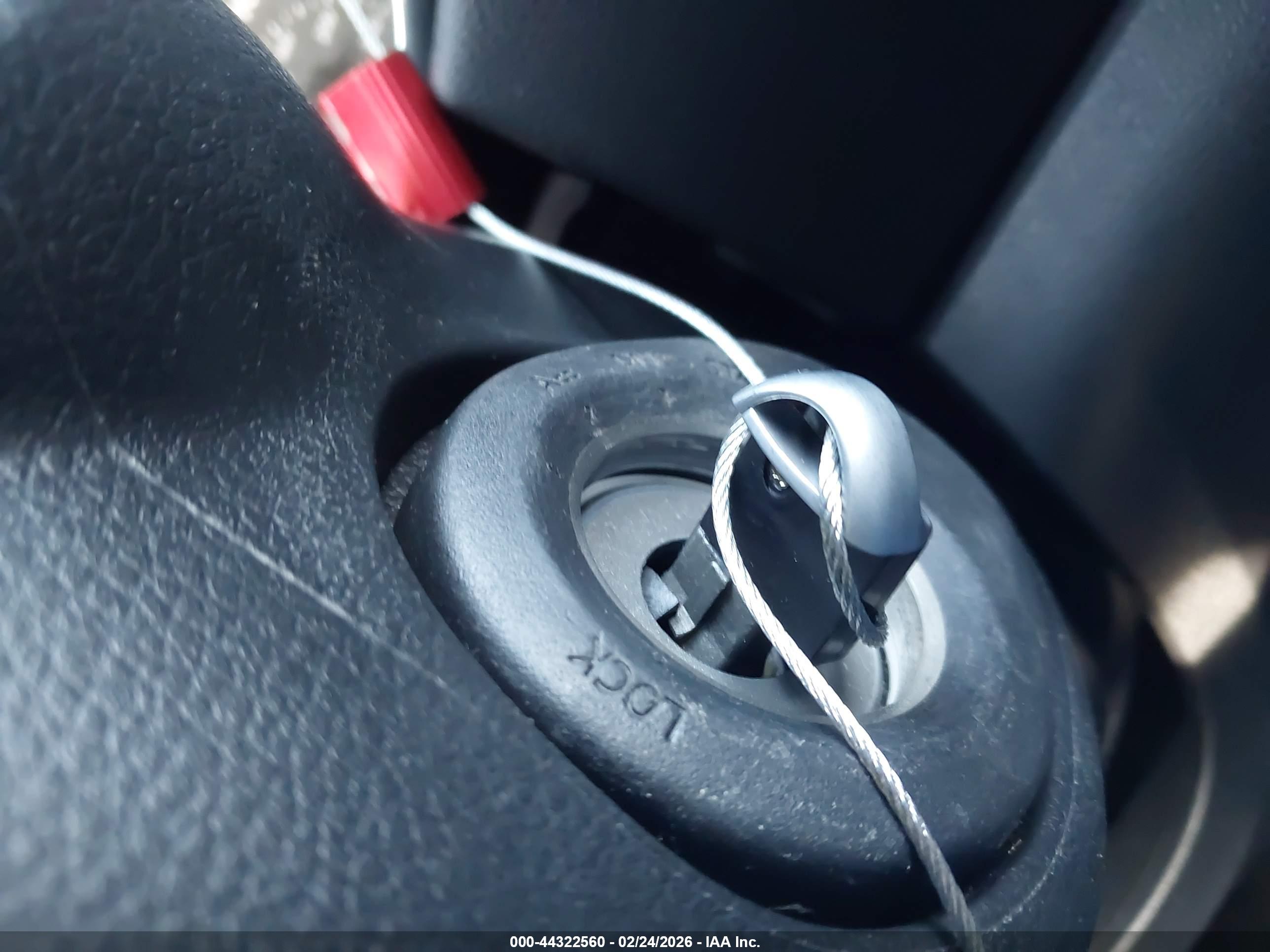 NISSAN ROGUE image 11