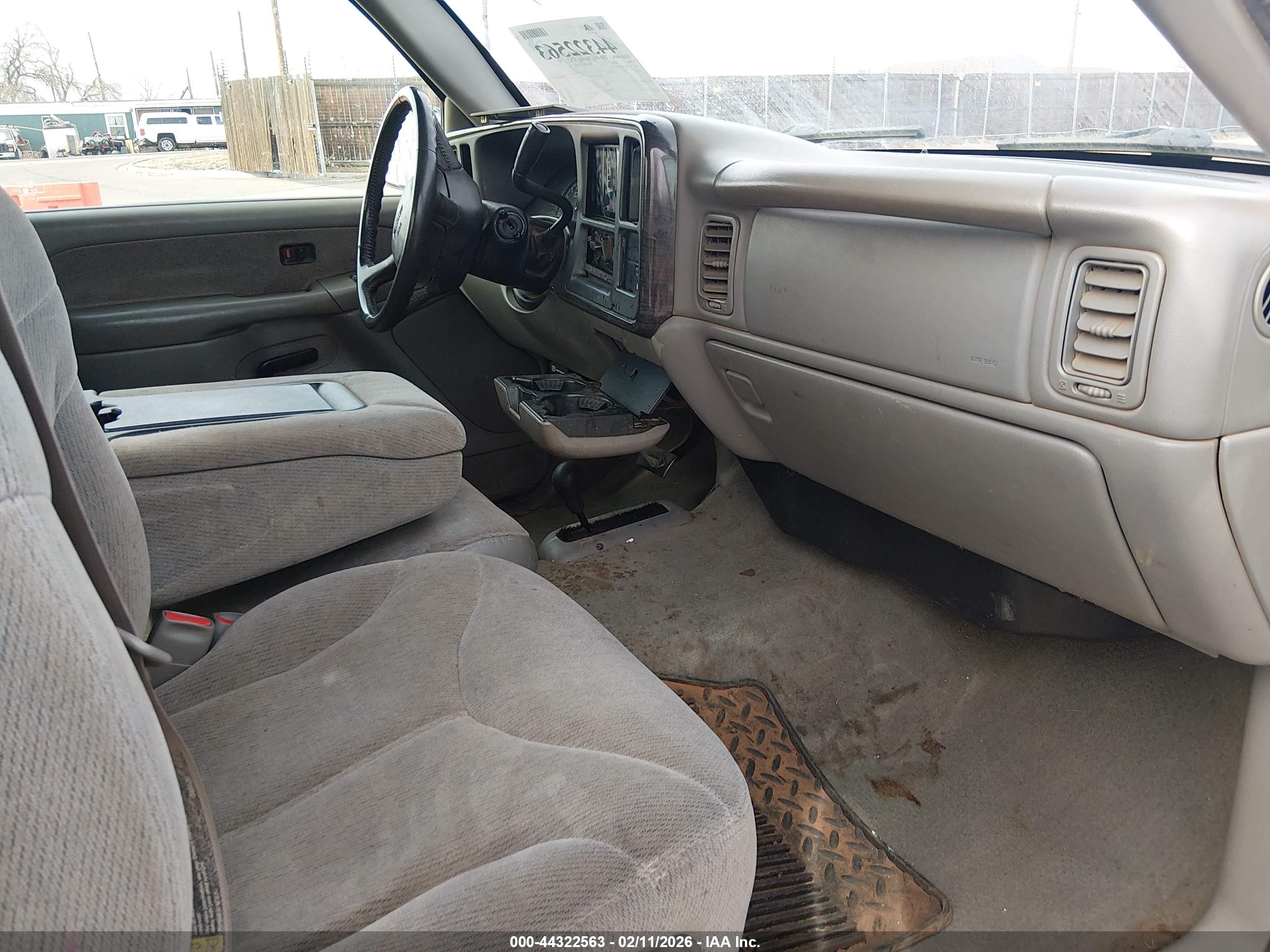 GMC SIERRA image 5