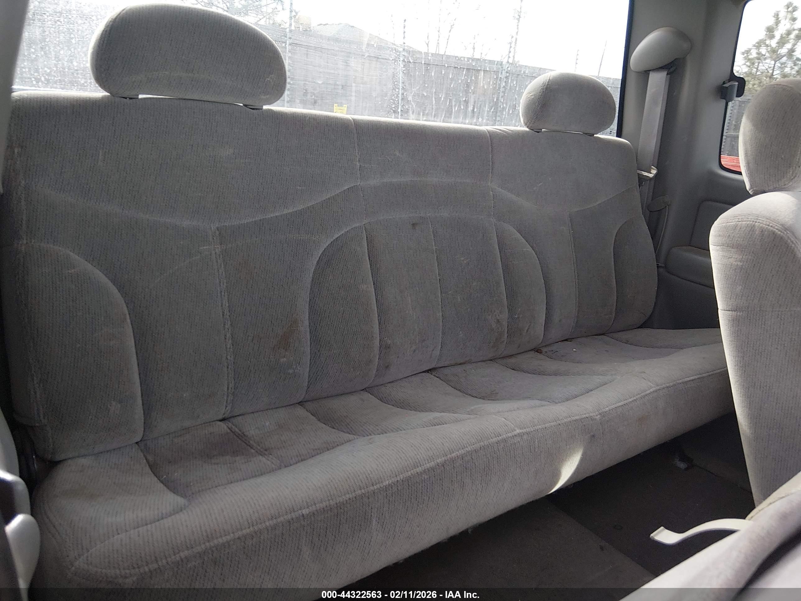 GMC SIERRA image 8
