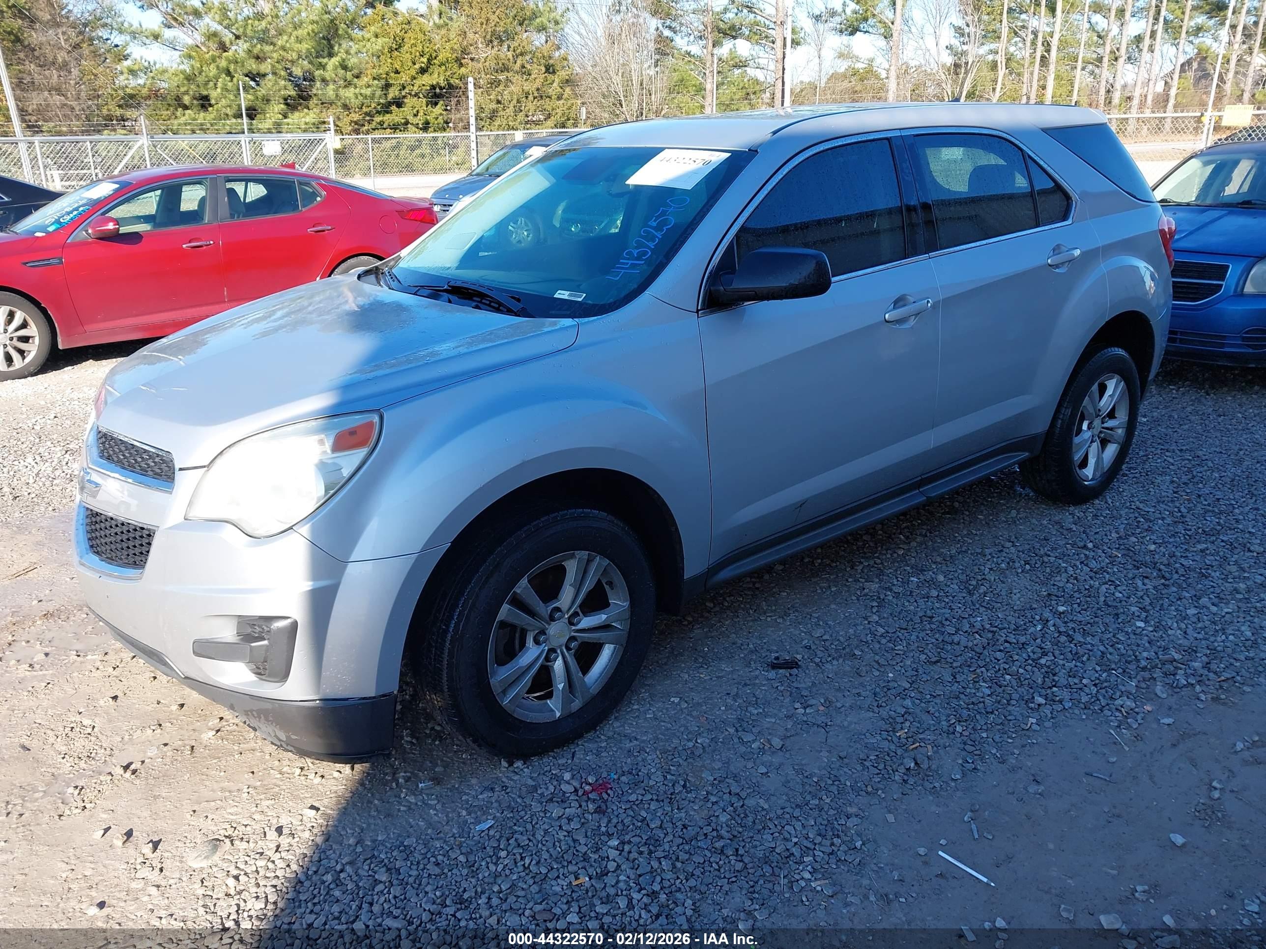 CHEVROLET EQUINOX image 2