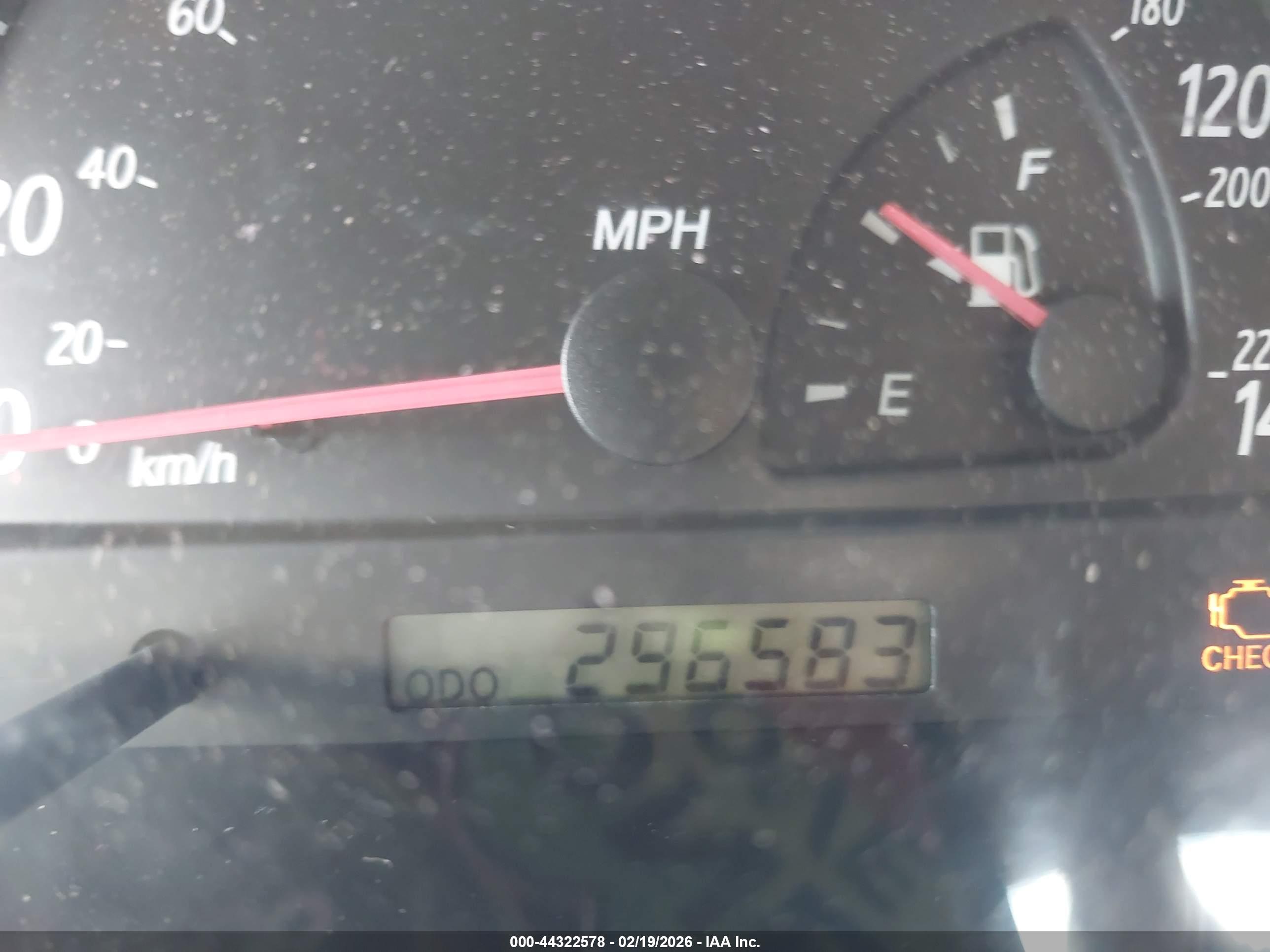TOYOTA CAMRY image 7