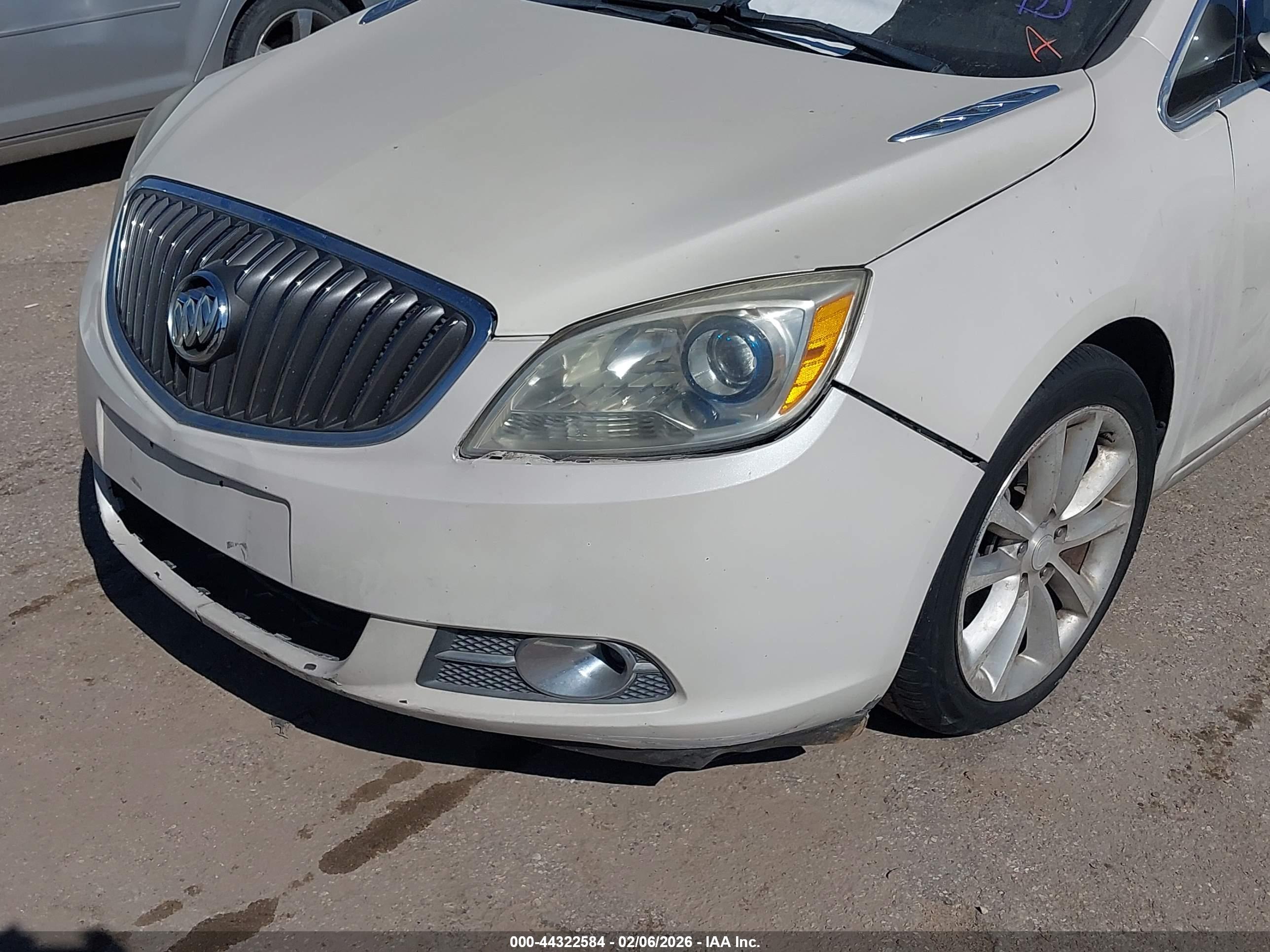 BUICK VERANO image 6