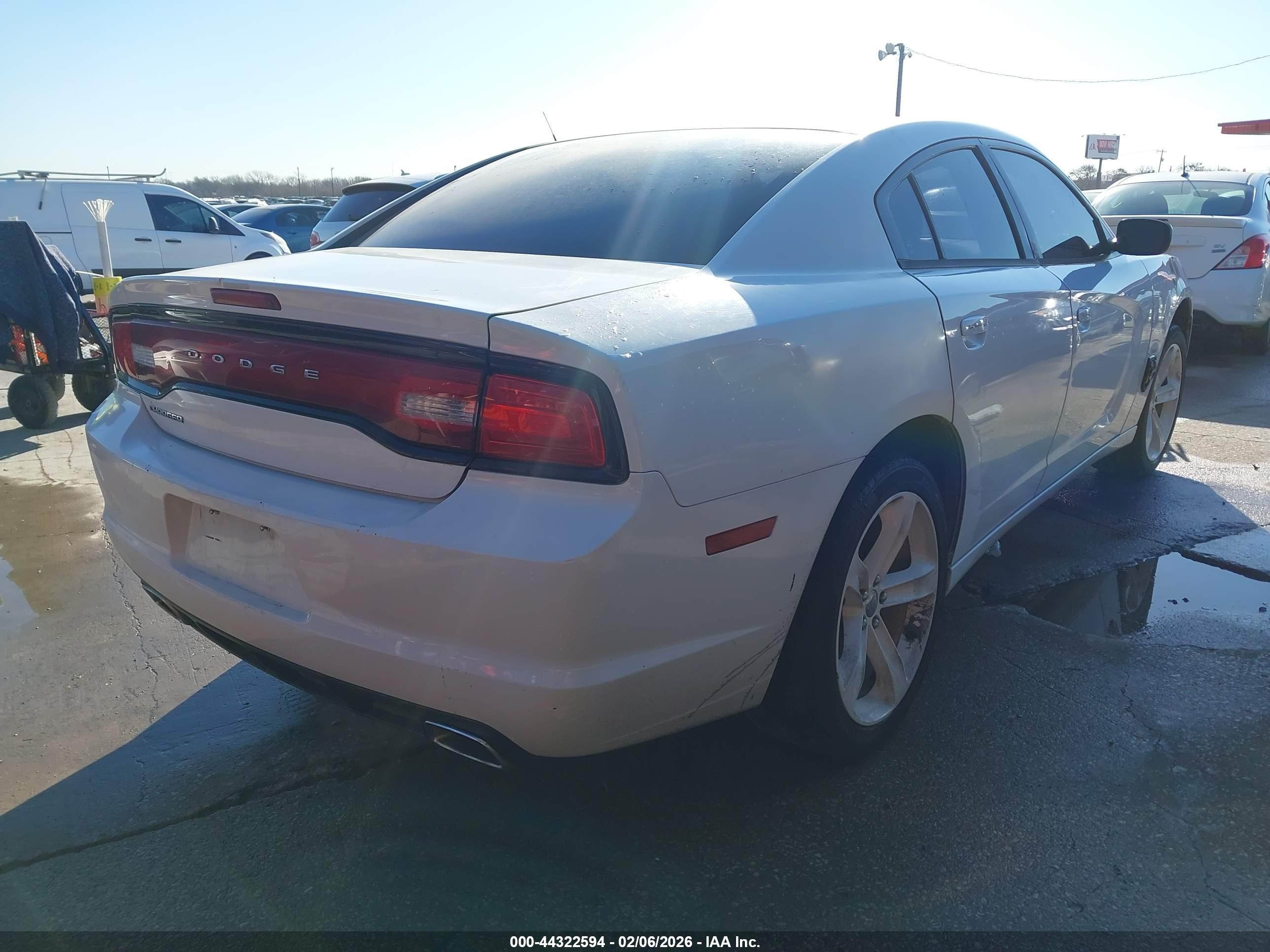 DODGE CHARGER image 4