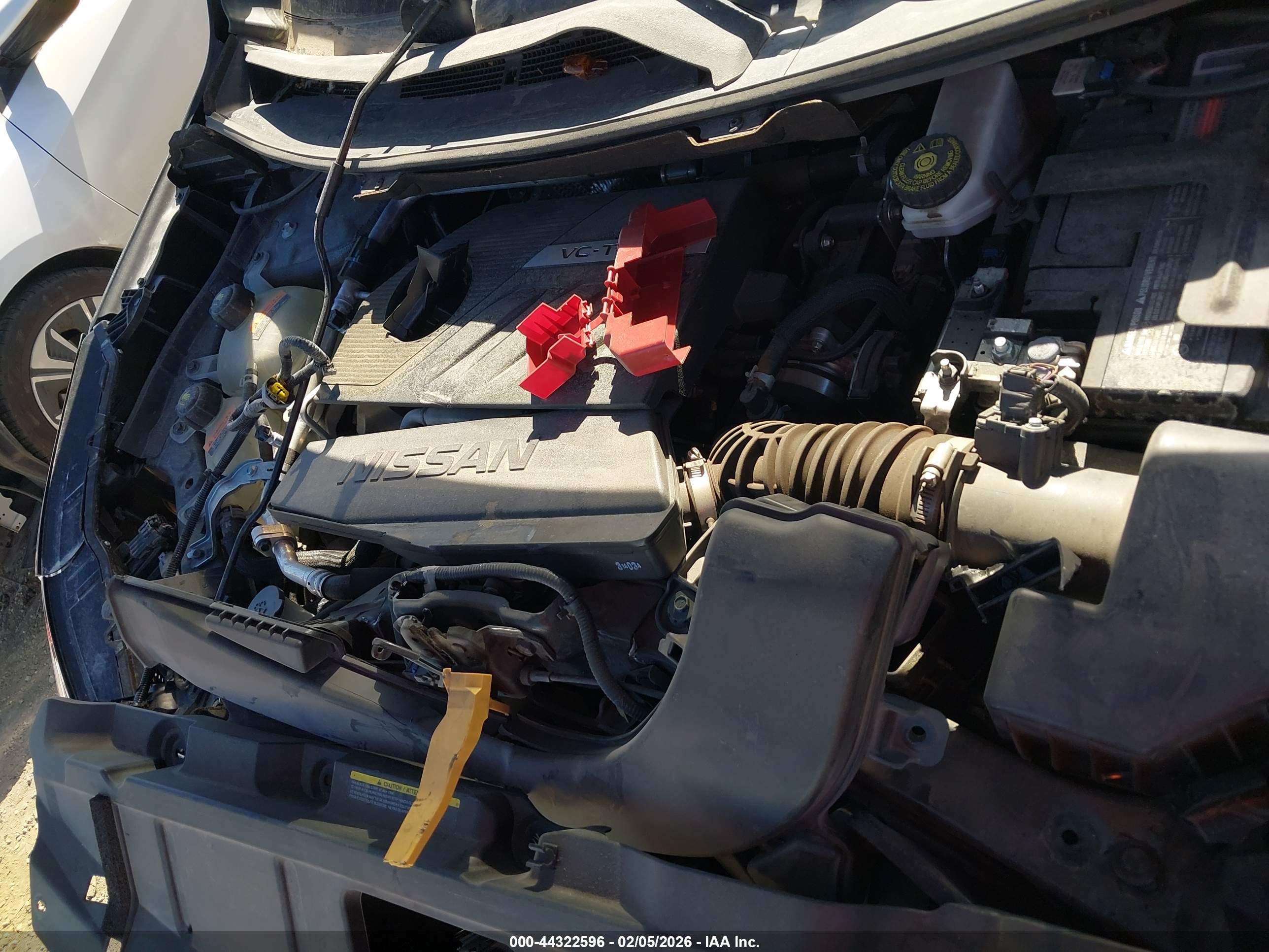 NISSAN ROGUE image 10