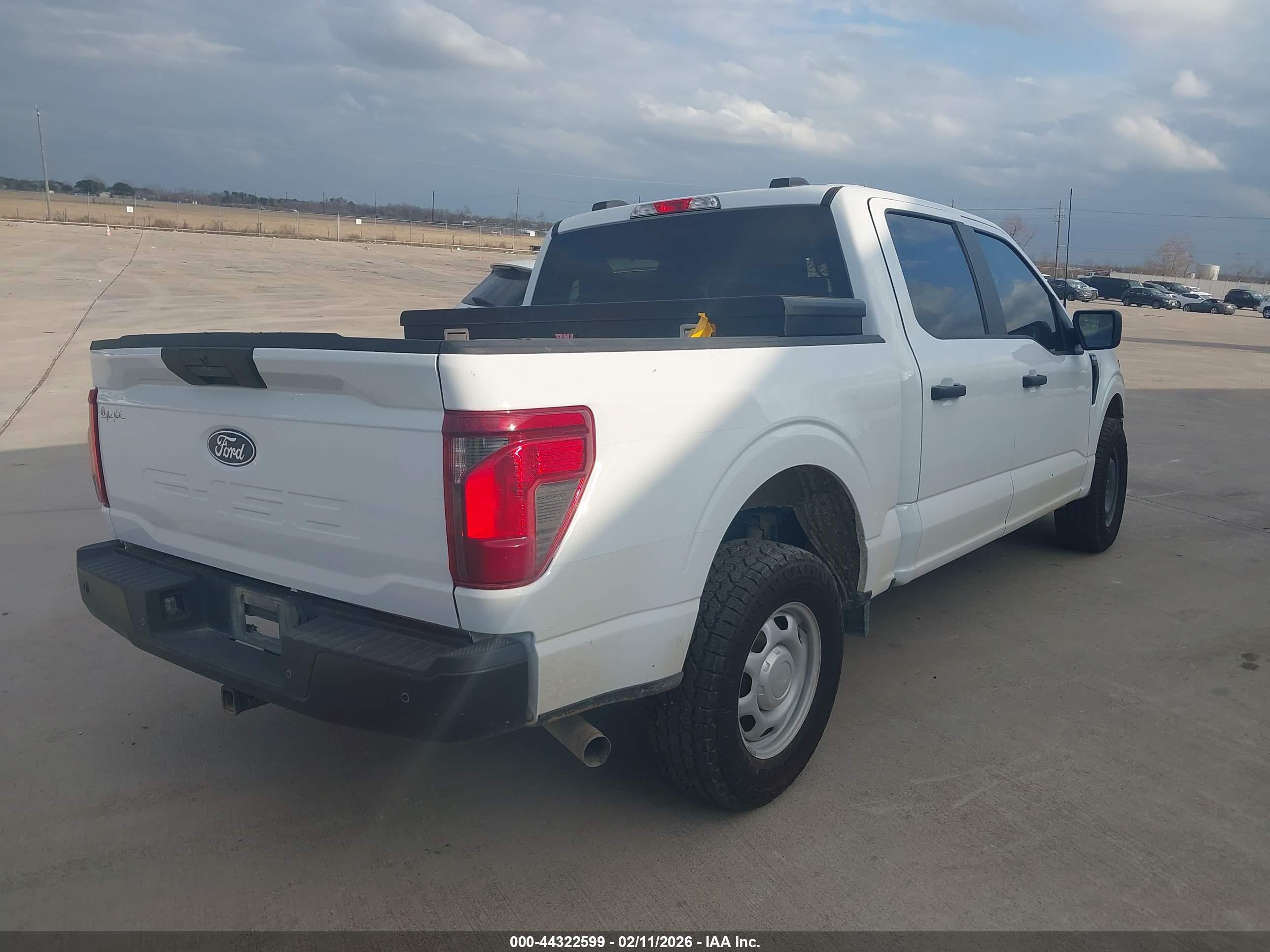 FORD F-150 image 4