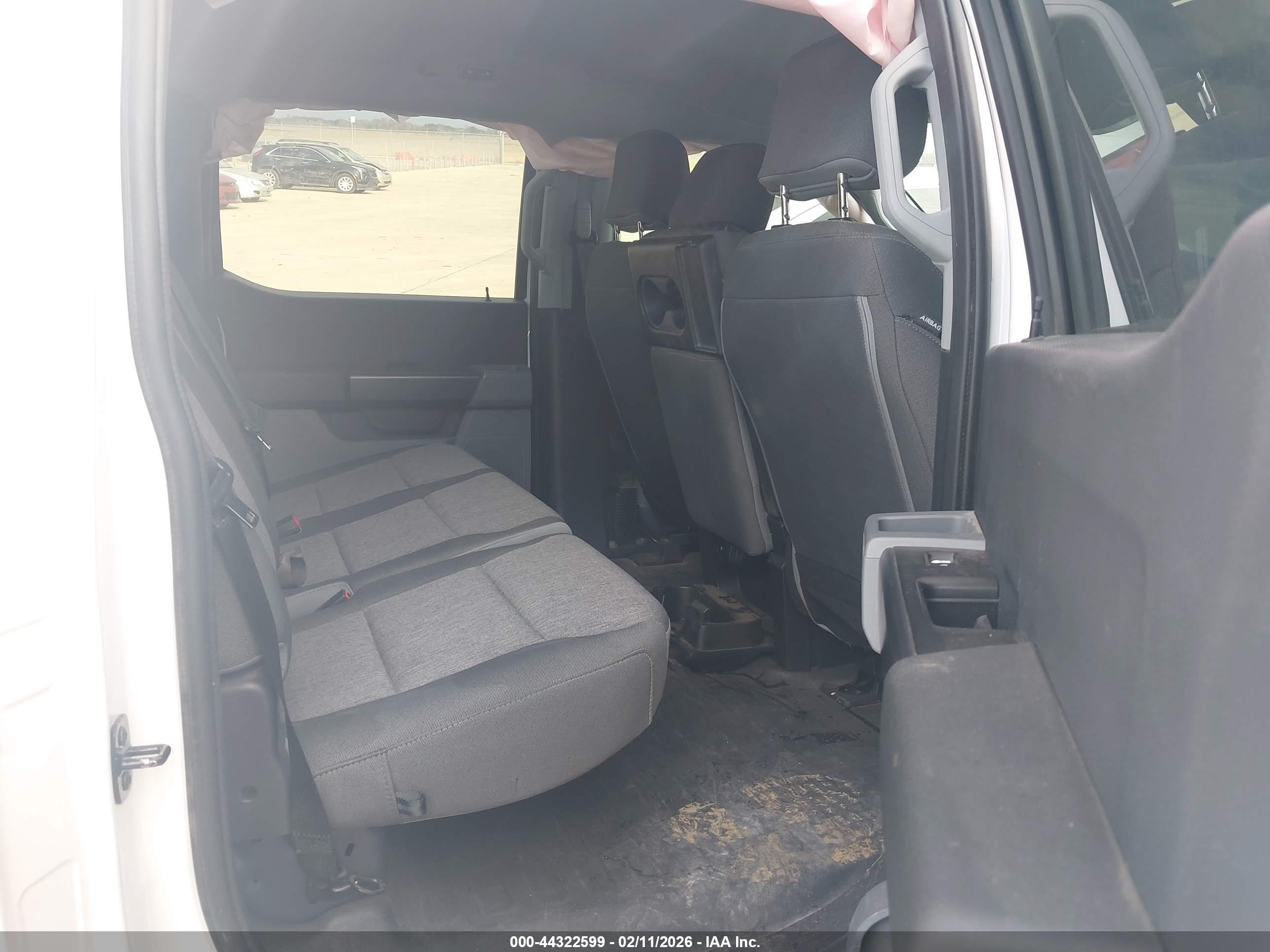 FORD F-150 image 8