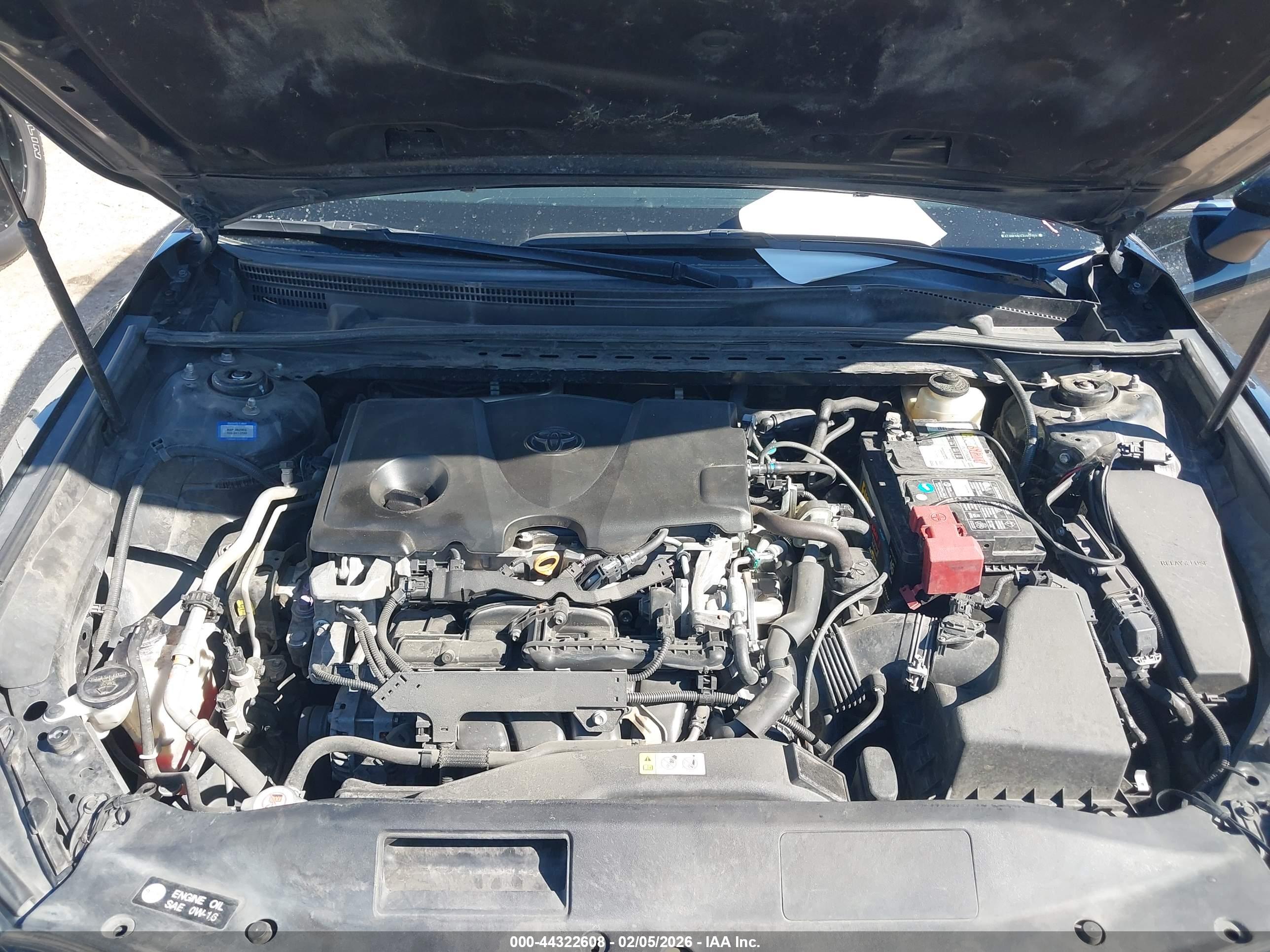 TOYOTA CAMRY image 10