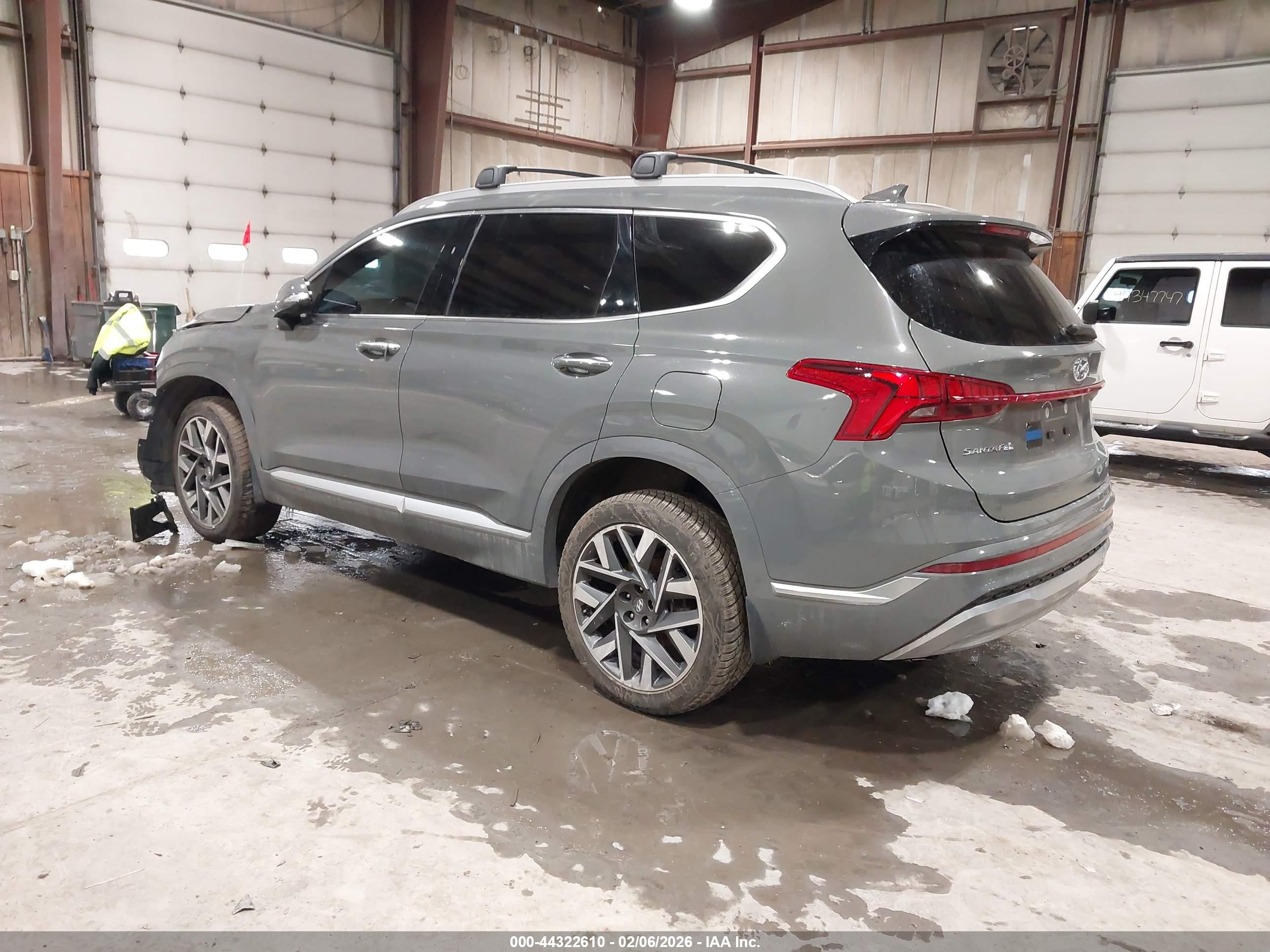 HYUNDAI SANTA image 3