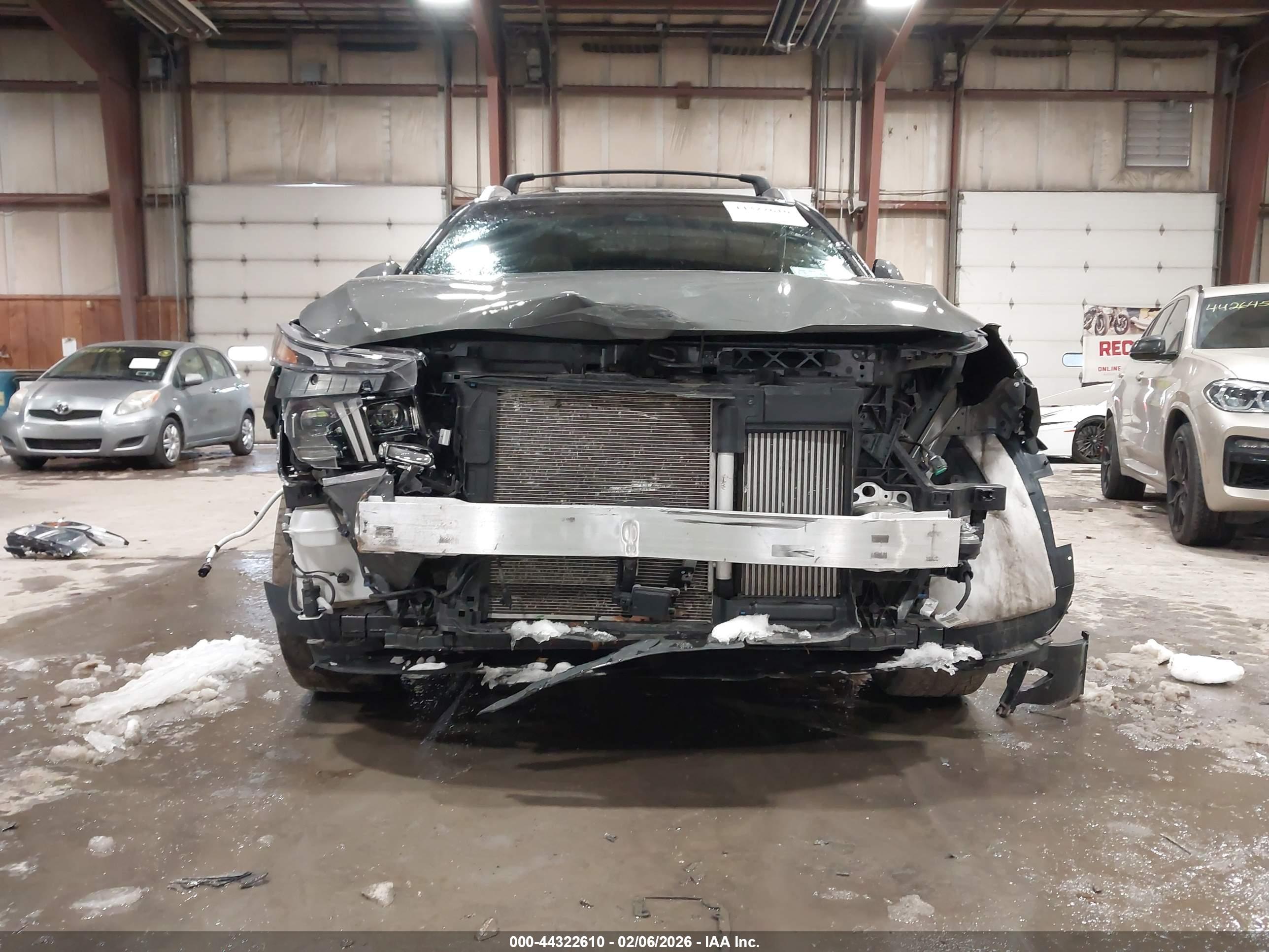 HYUNDAI SANTA image 6