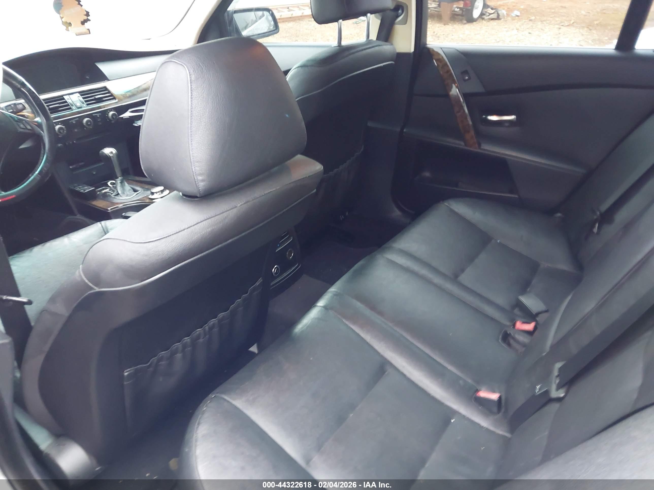 BMW 530I image 8