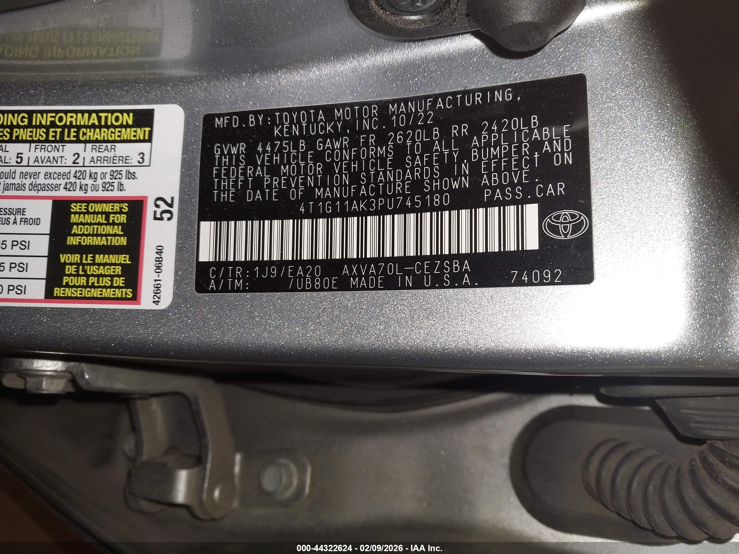 TOYOTA CAMRY image 9