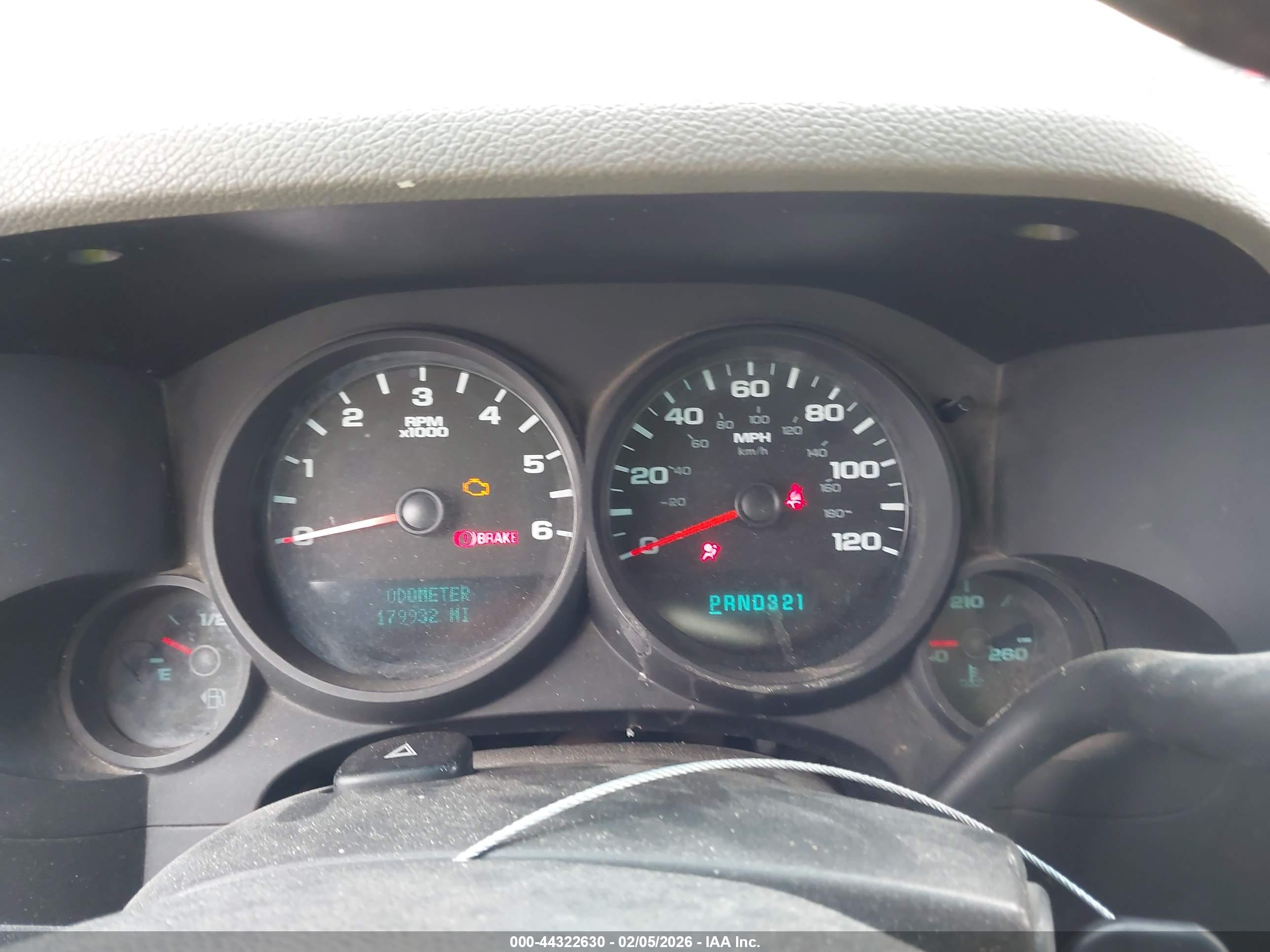 GMC SIERRA image 7