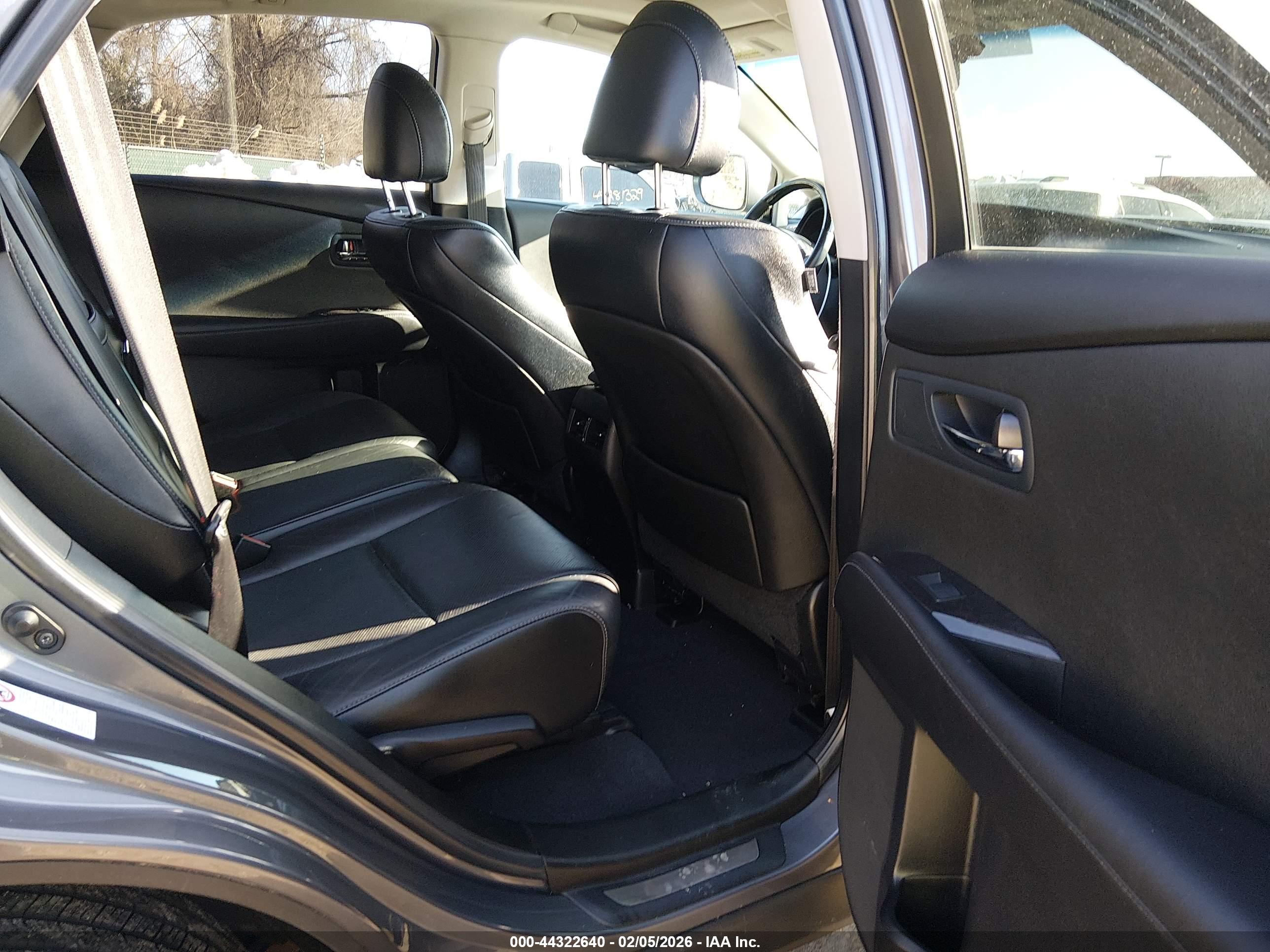 LEXUS RX image 8