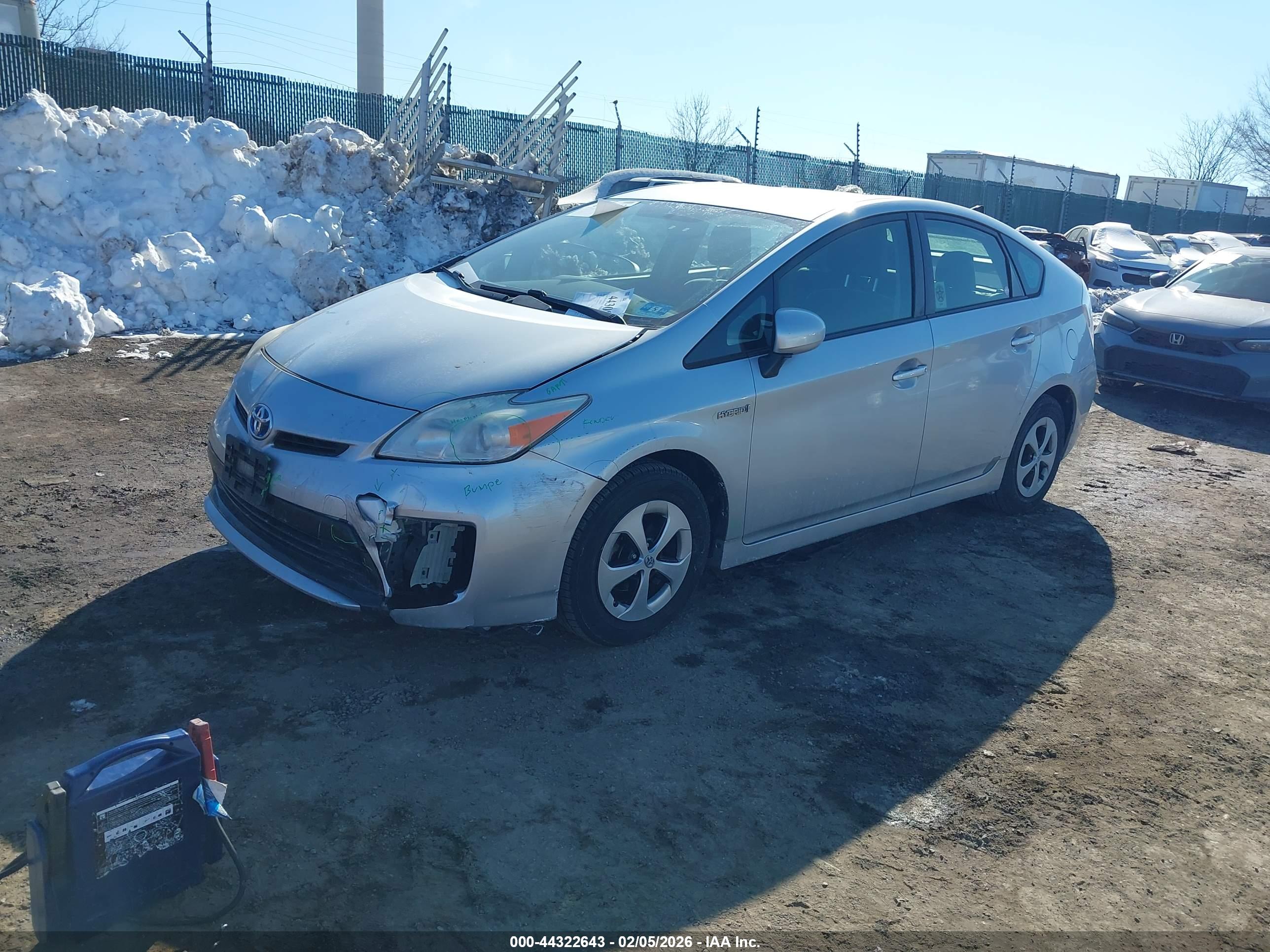 TOYOTA PRIUS image 2