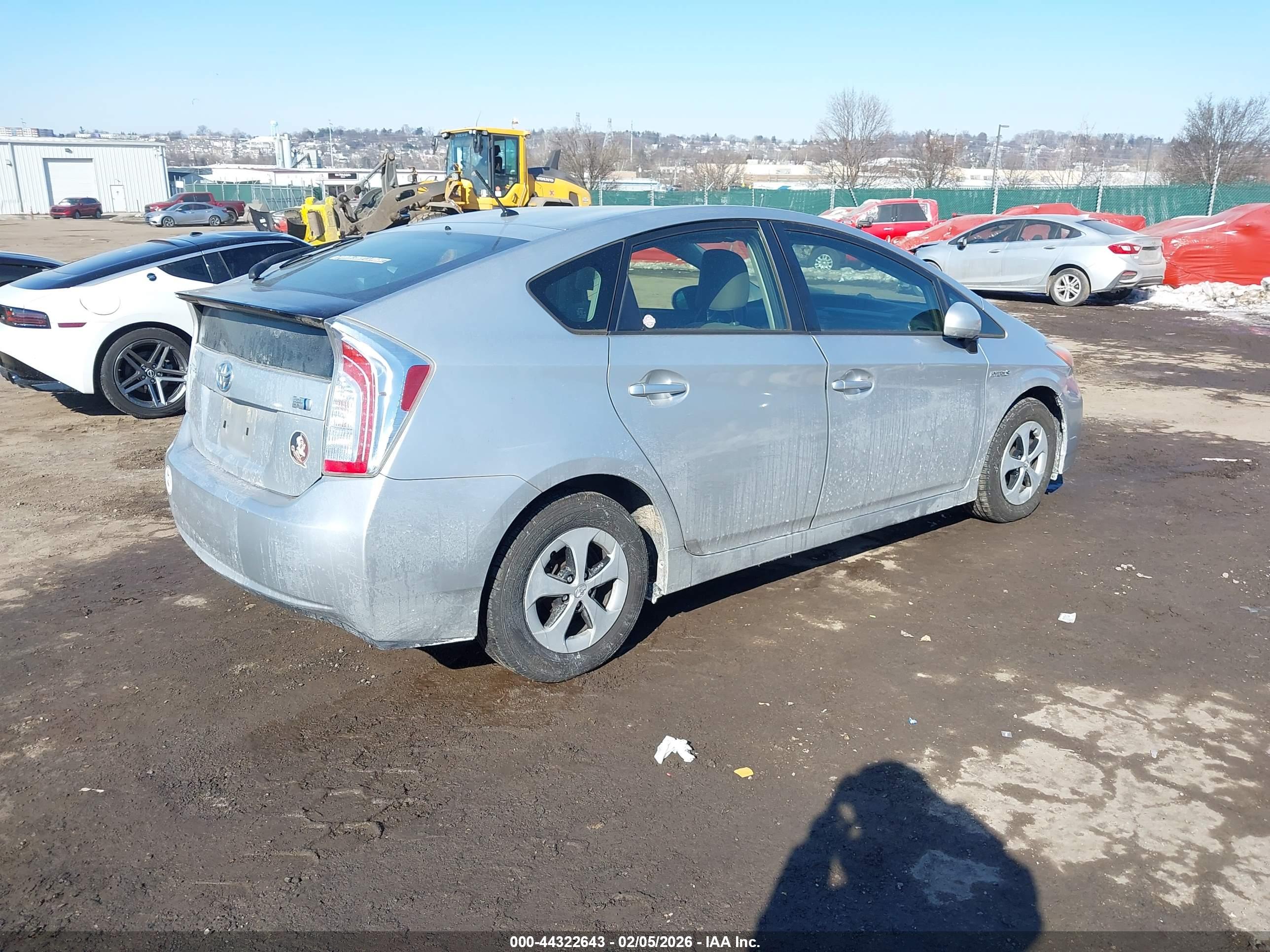 TOYOTA PRIUS image 4