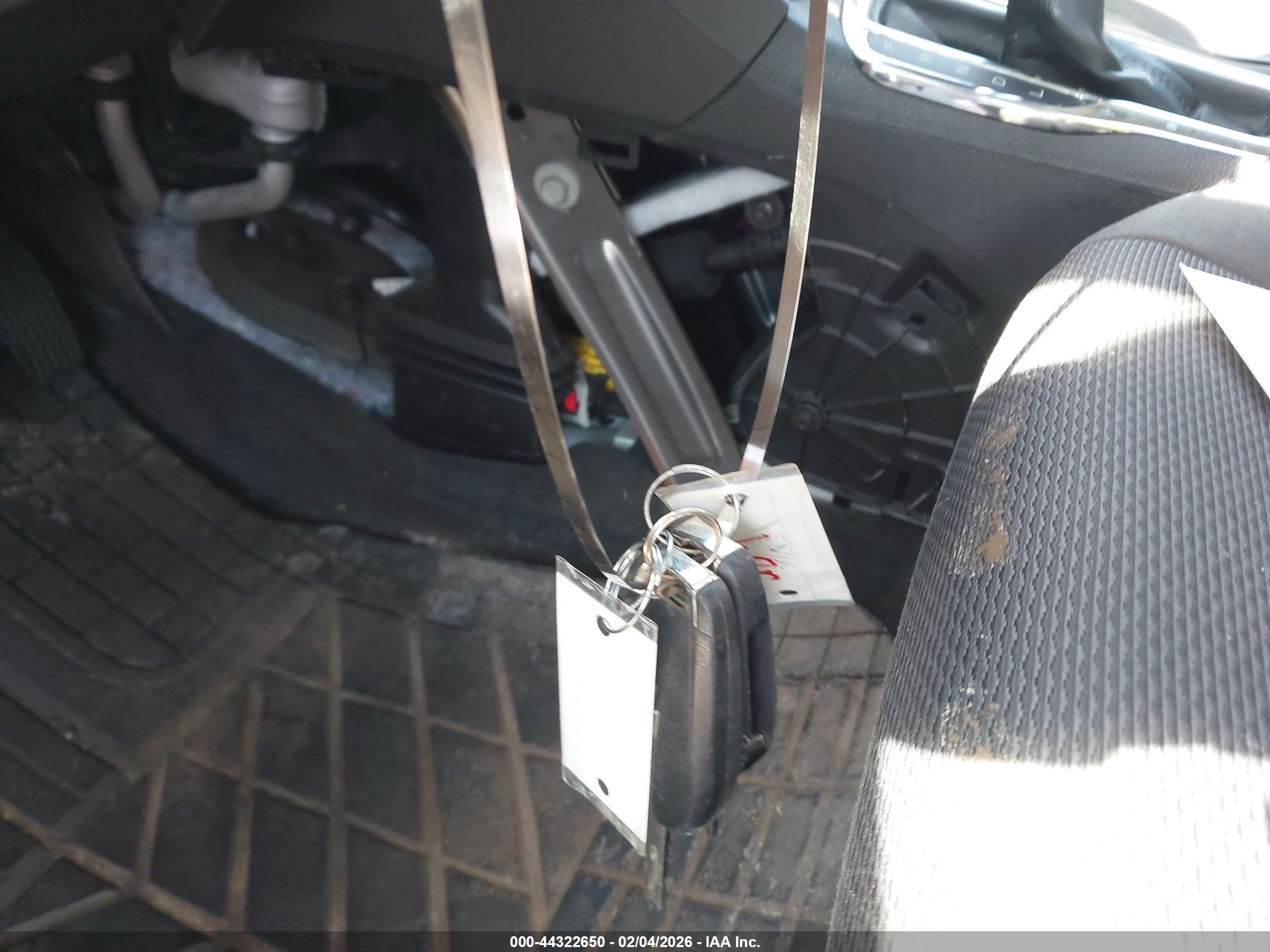 CHEVROLET CRUZE image 11
