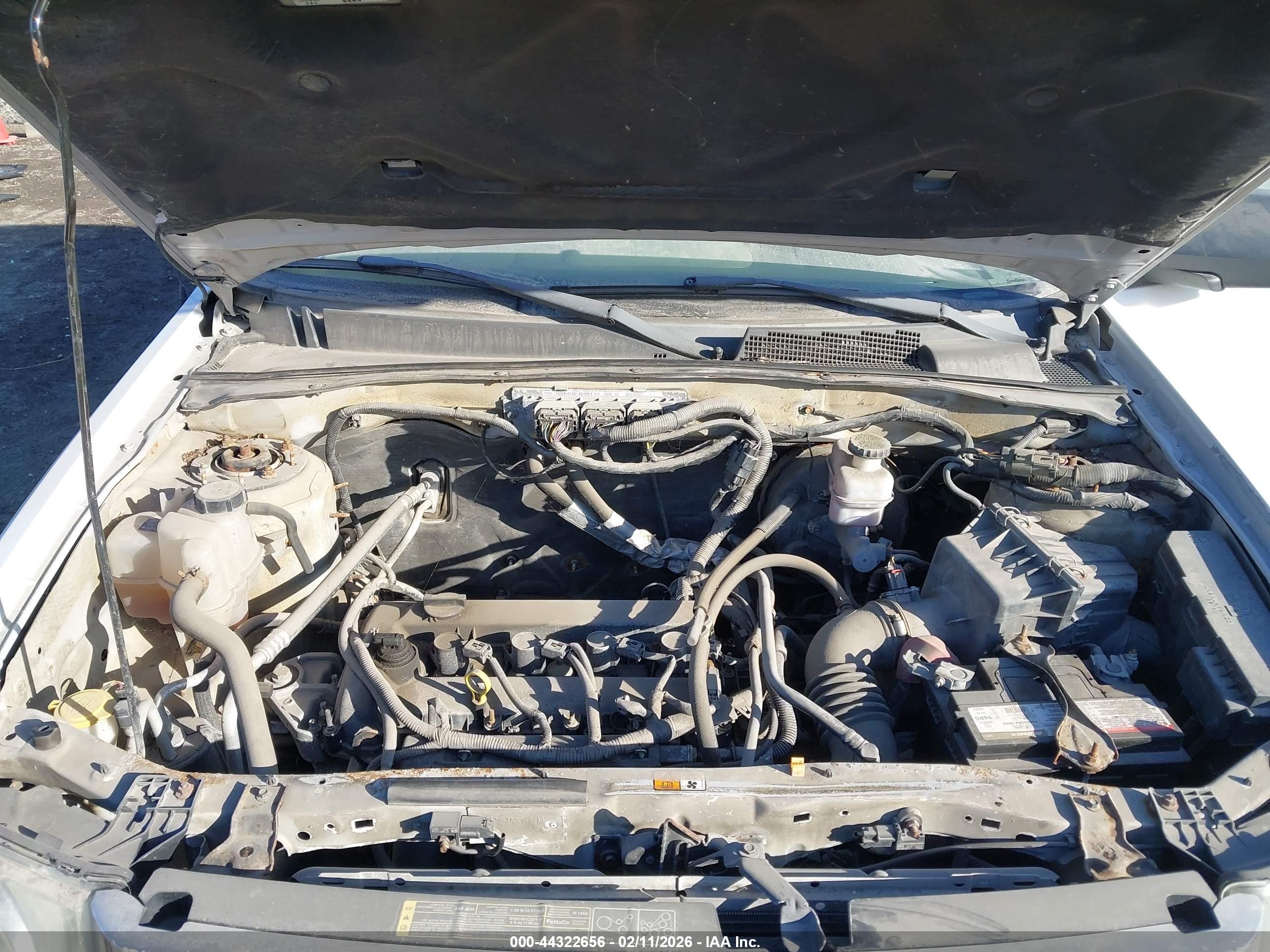 FORD ESCAPE image 10