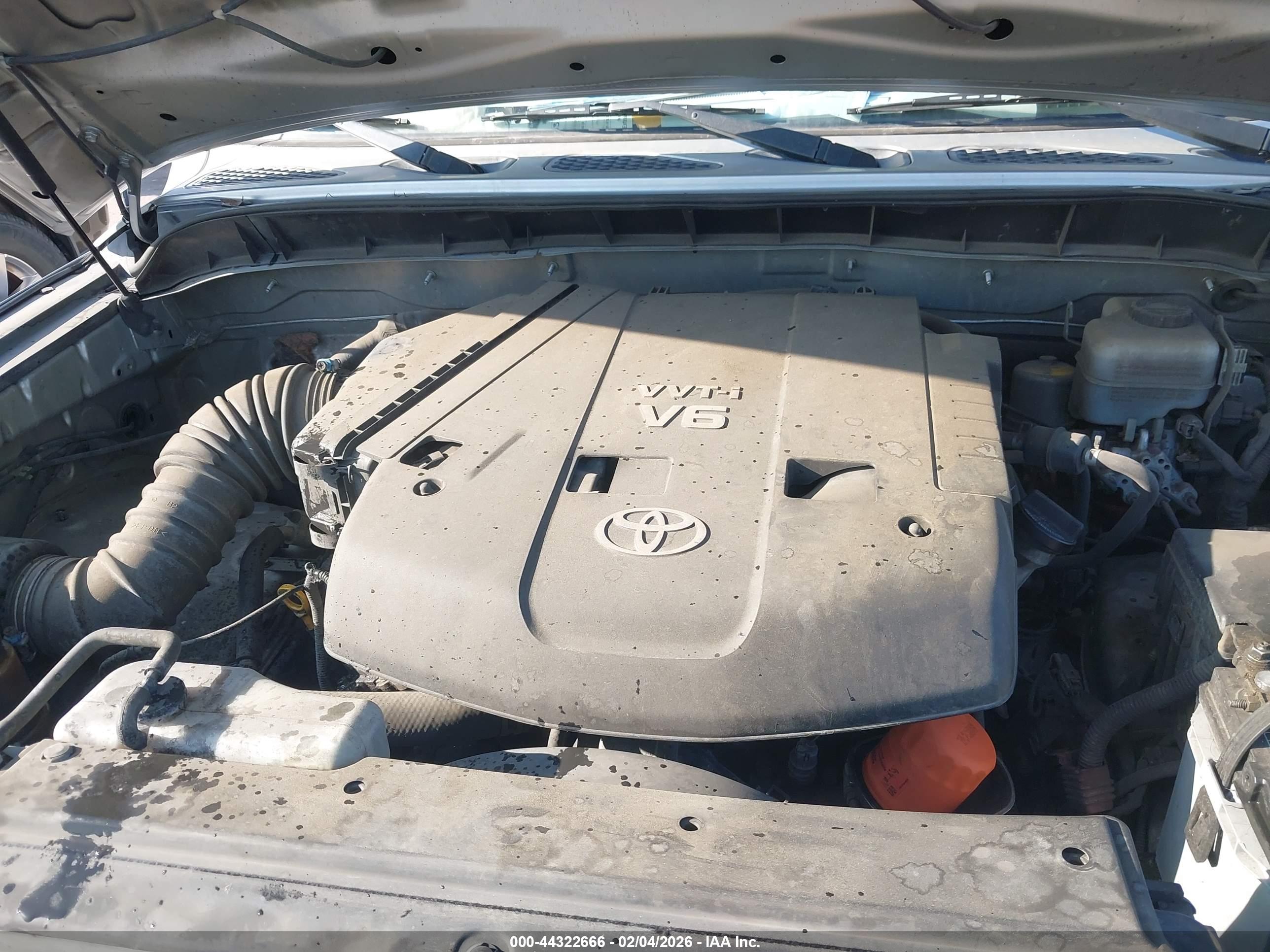 TOYOTA FJ image 10
