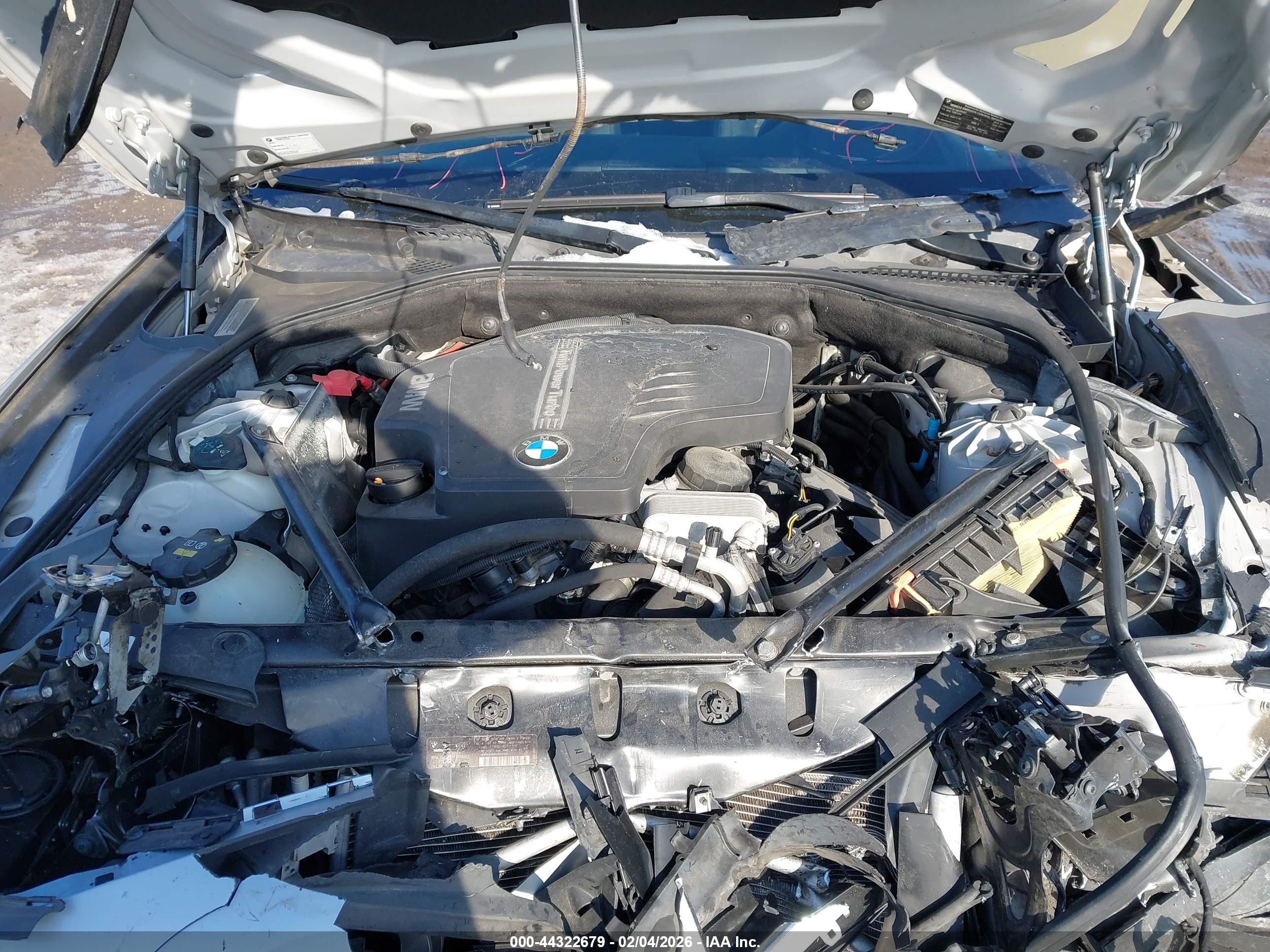 BMW 528I image 10