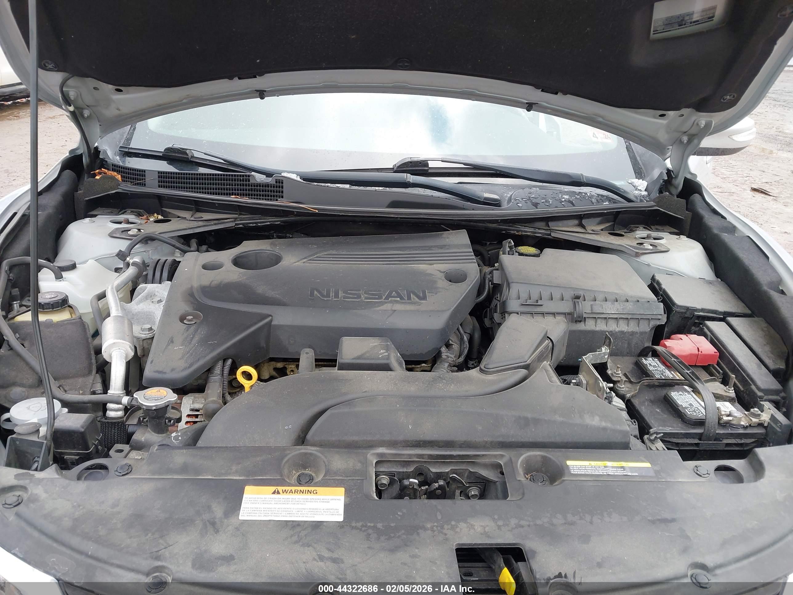 NISSAN ALTIMA image 10
