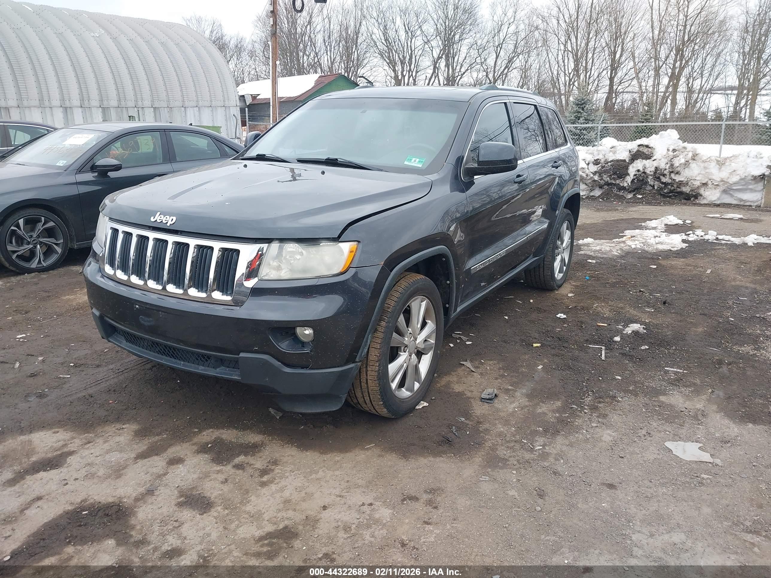 JEEP GRAND image 2