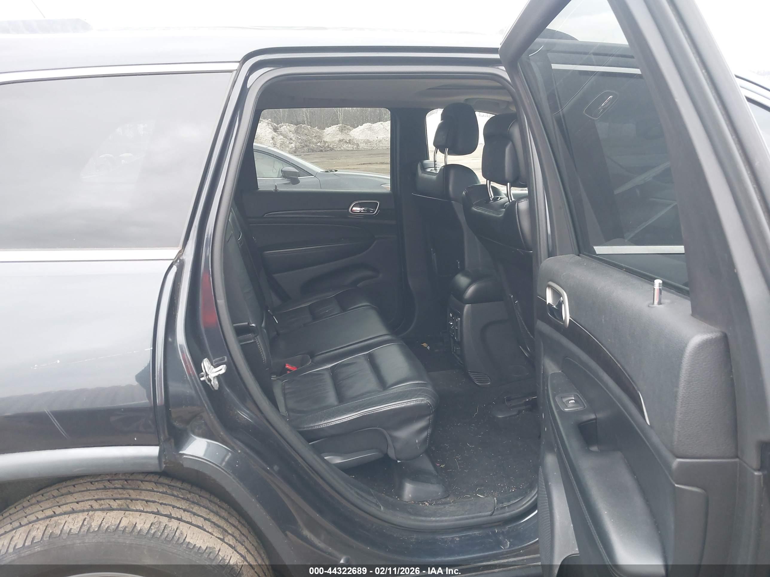 JEEP GRAND image 8
