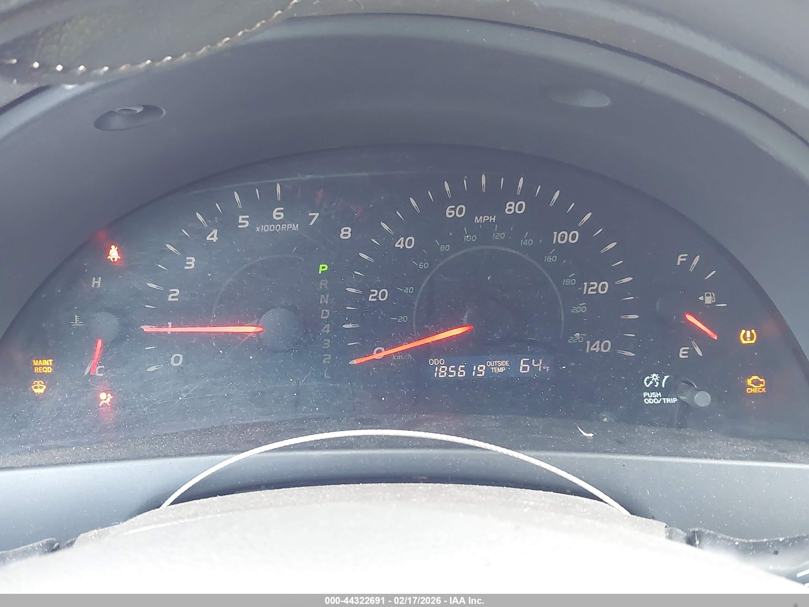 TOYOTA CAMRY image 7
