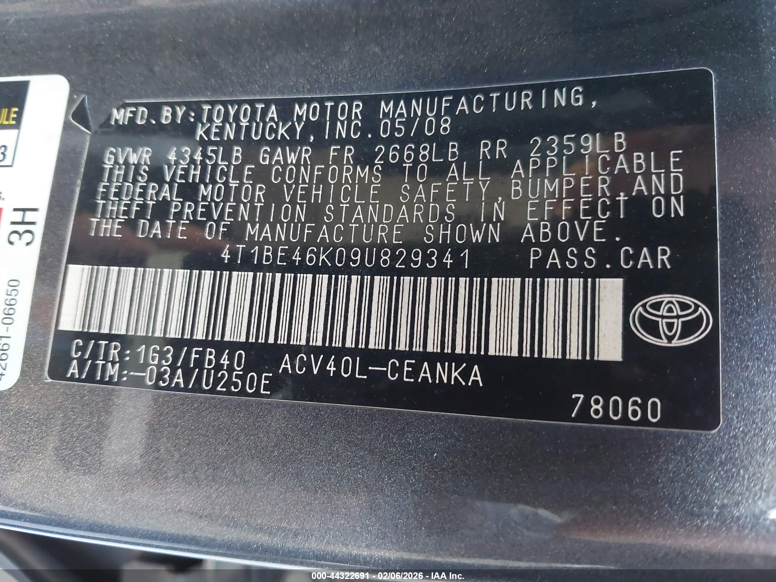 TOYOTA CAMRY image 9