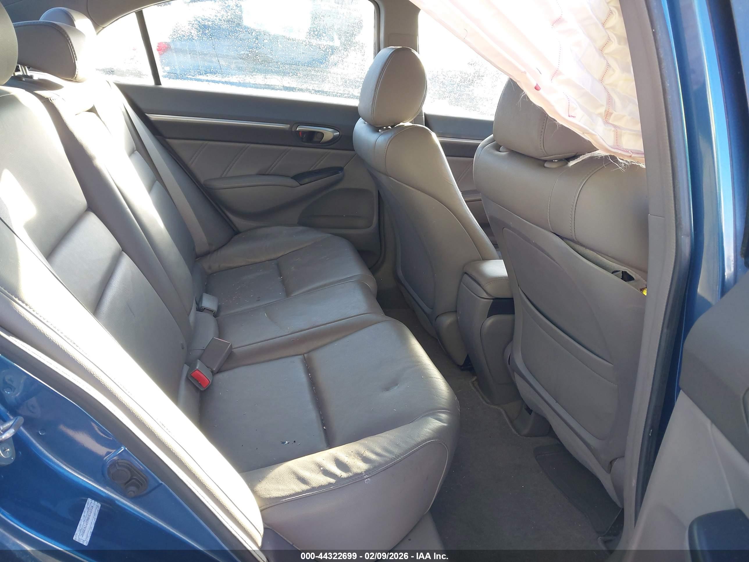 HONDA CIVIC image 8