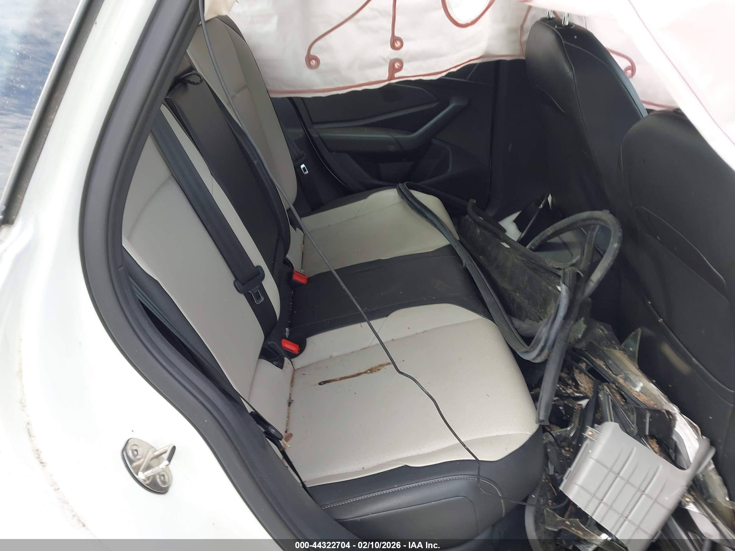VOLKSWAGEN JETTA image 8