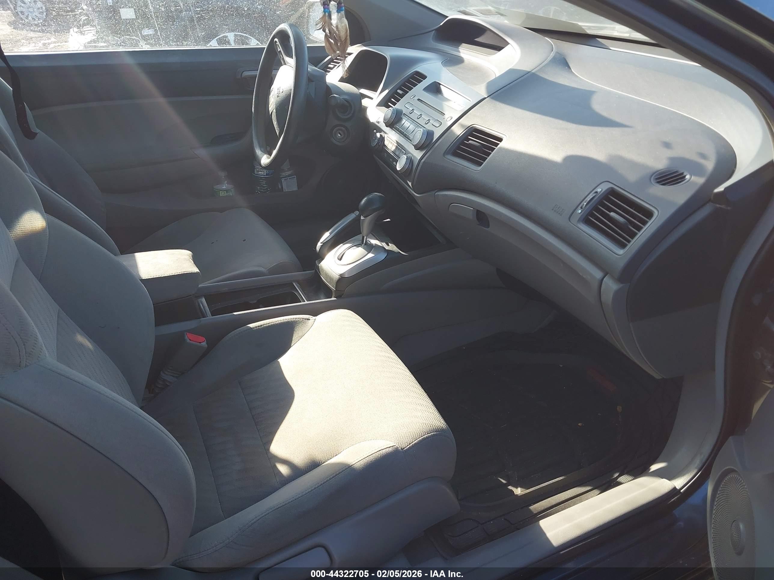 HONDA CIVIC image 5