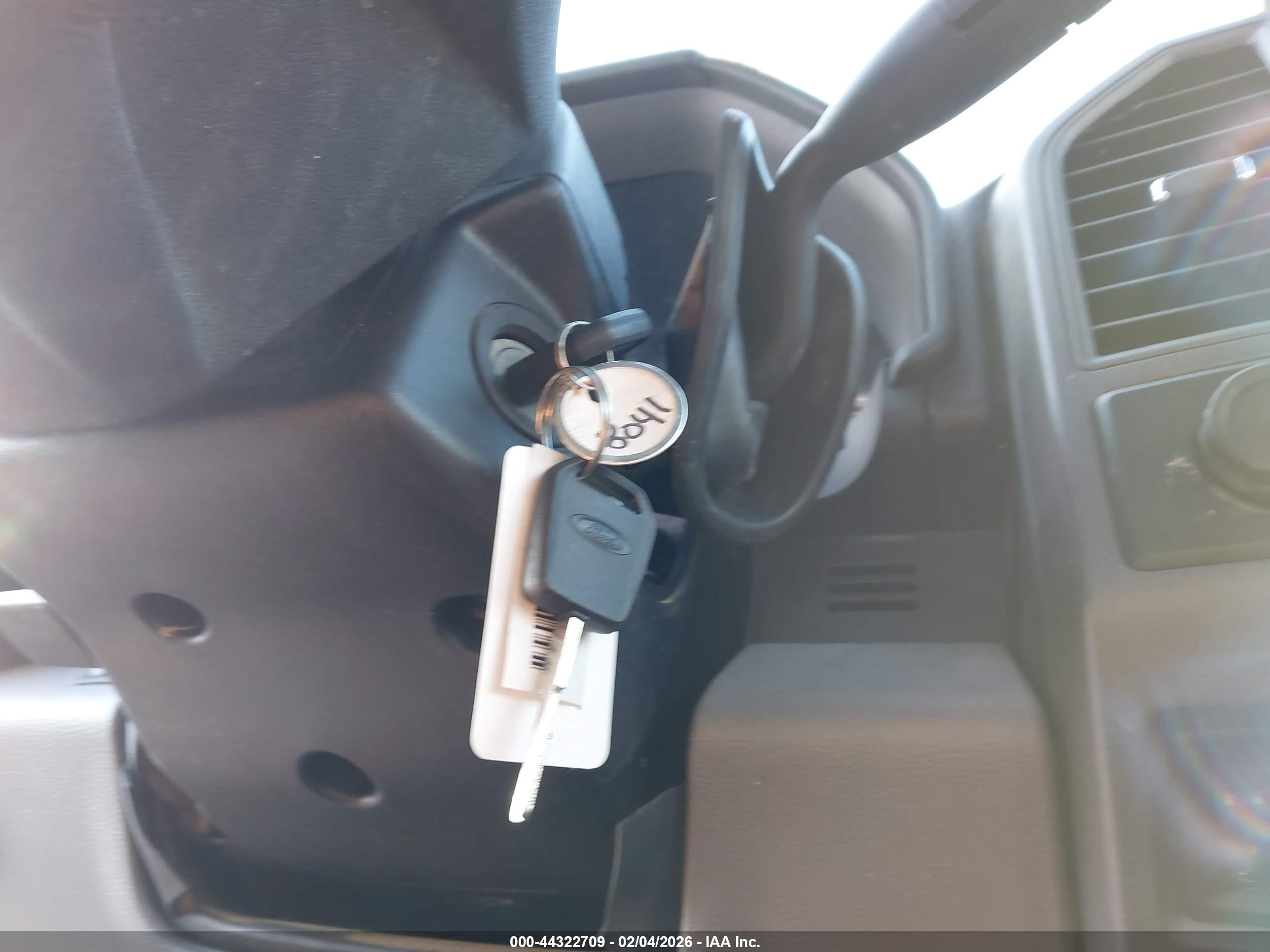 FORD F-250 image 11