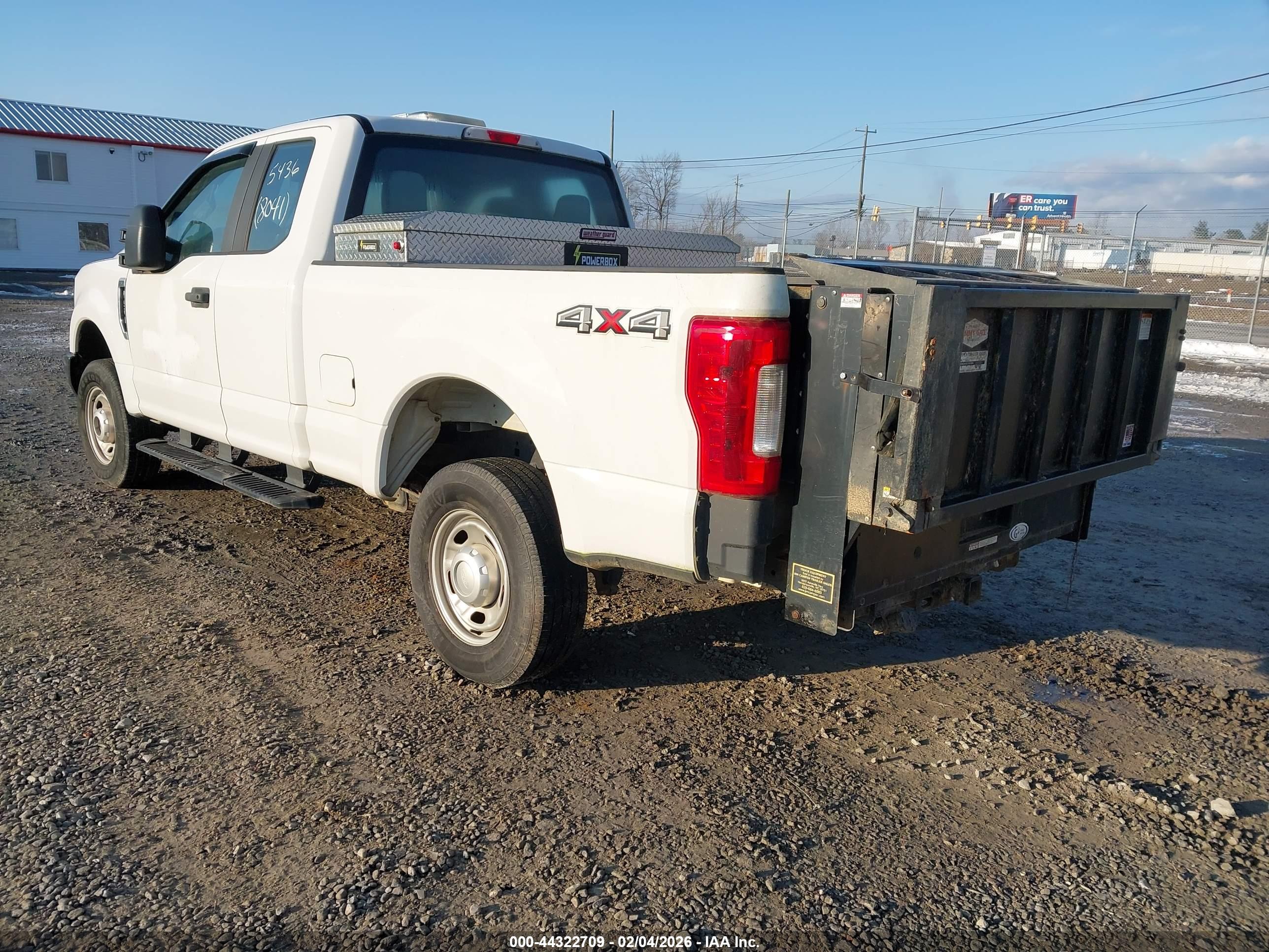 FORD F-250 image 3