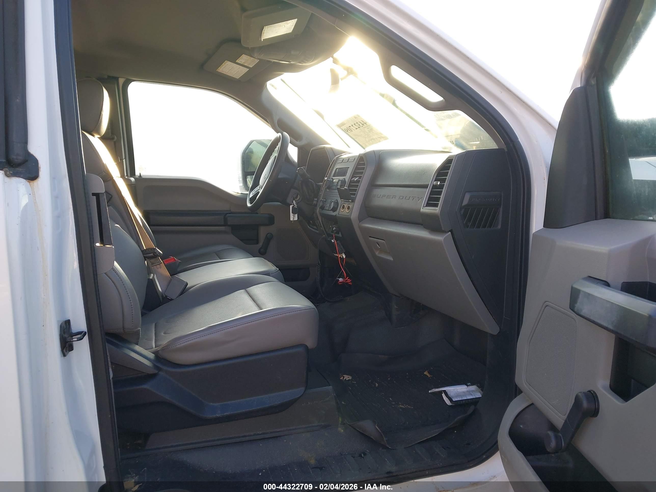 FORD F-250 image 5