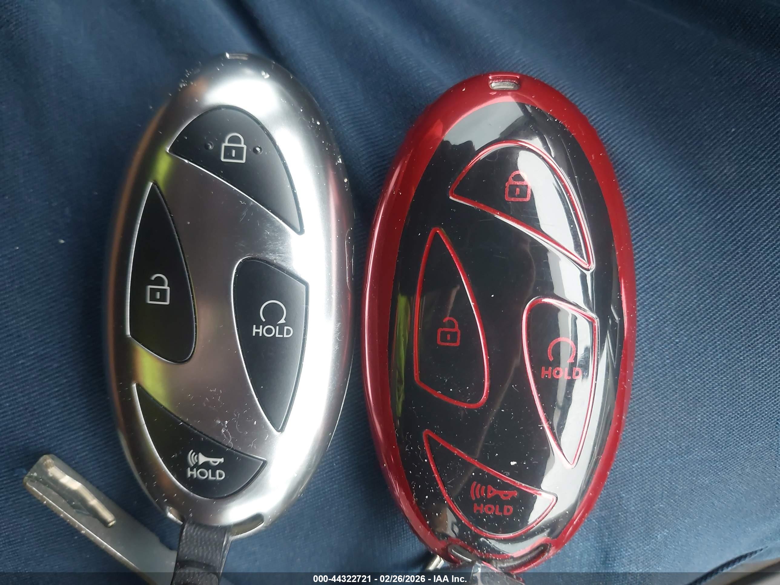 HYUNDAI SANTA image 11