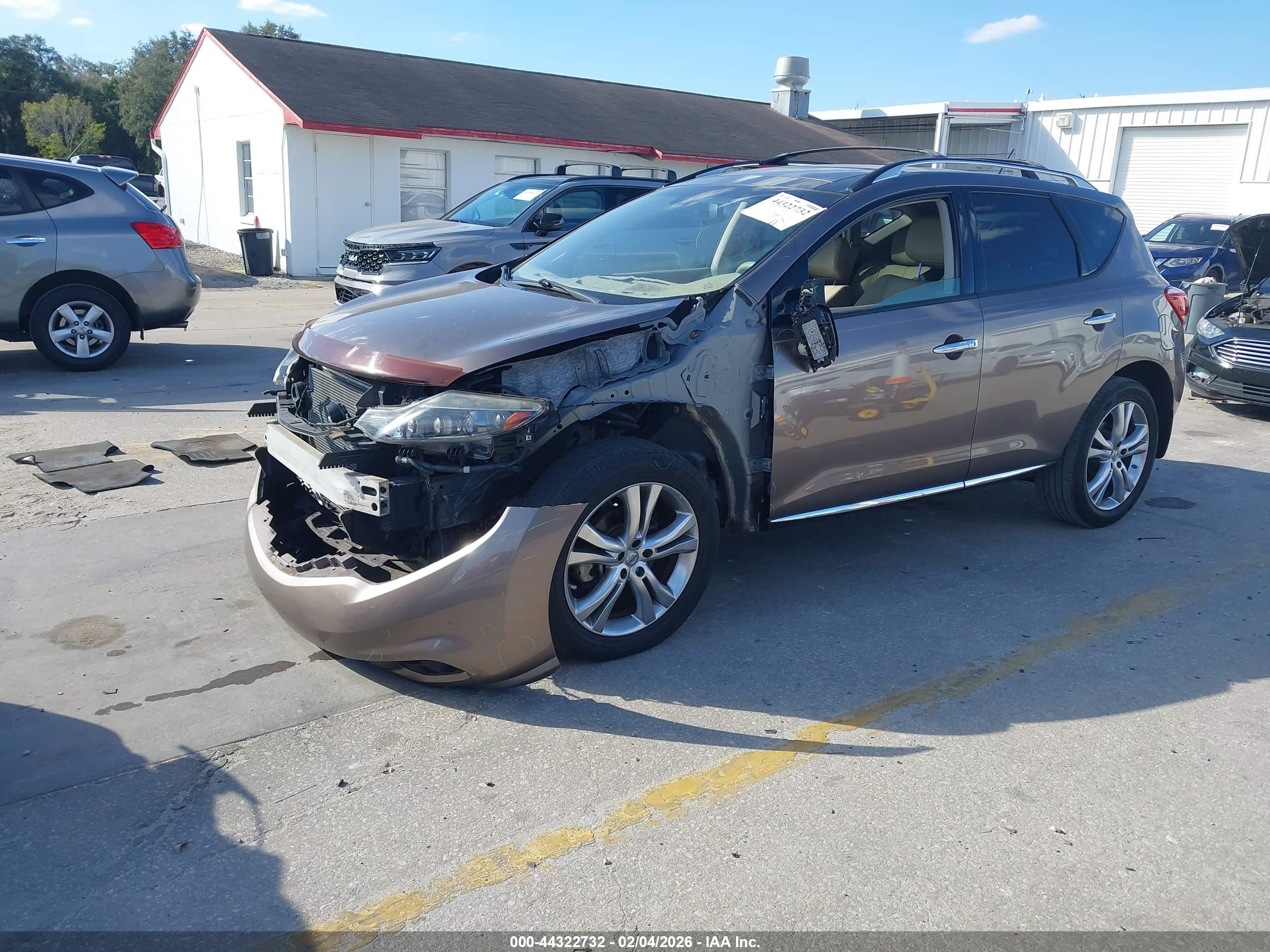 NISSAN MURANO image 2